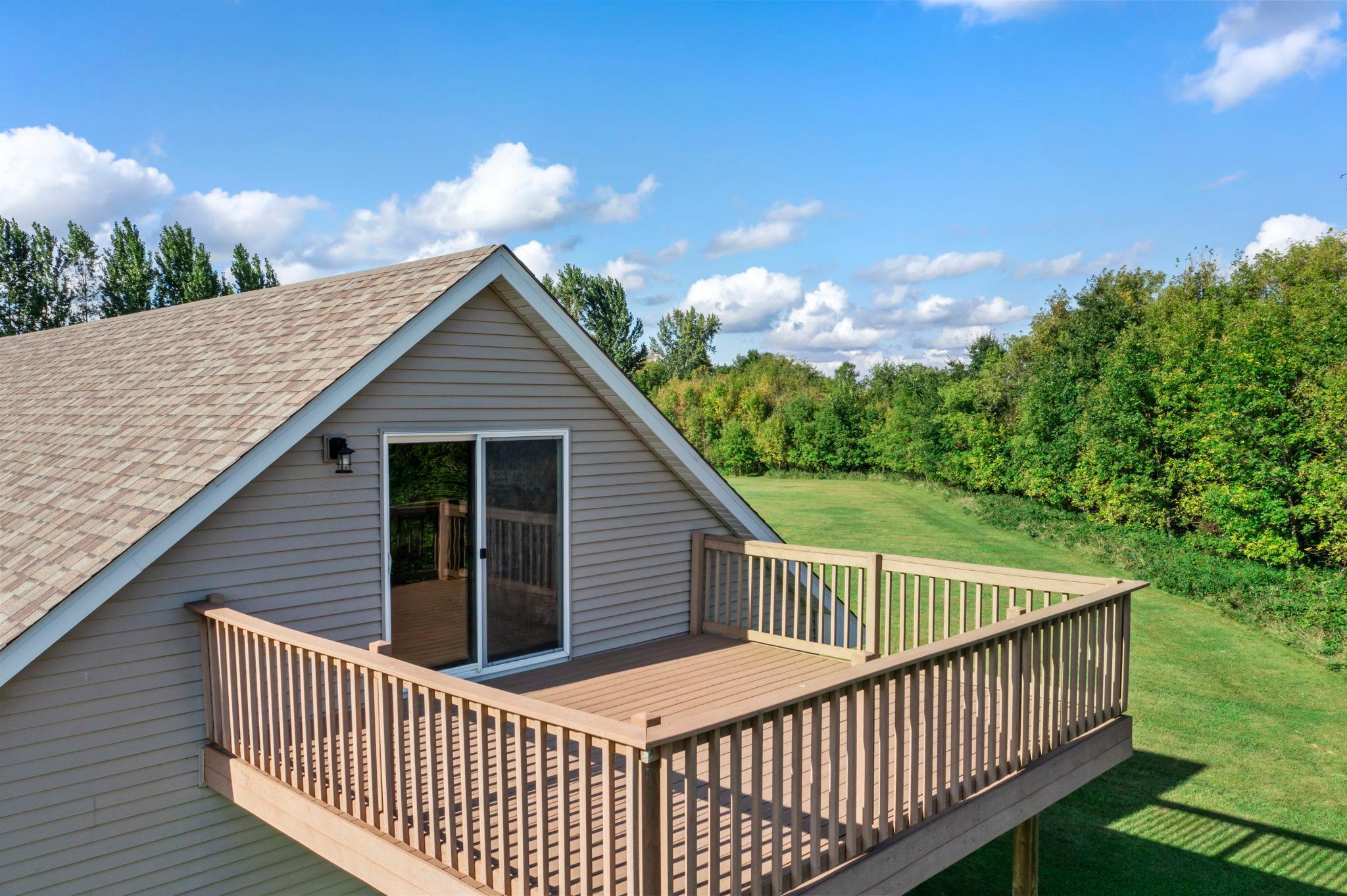 35219 Isetta Trail NE