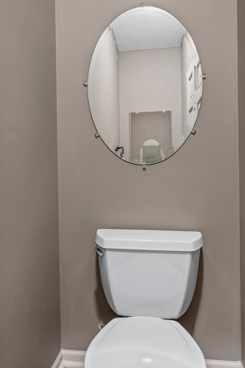 35219 Isetta Trail NE