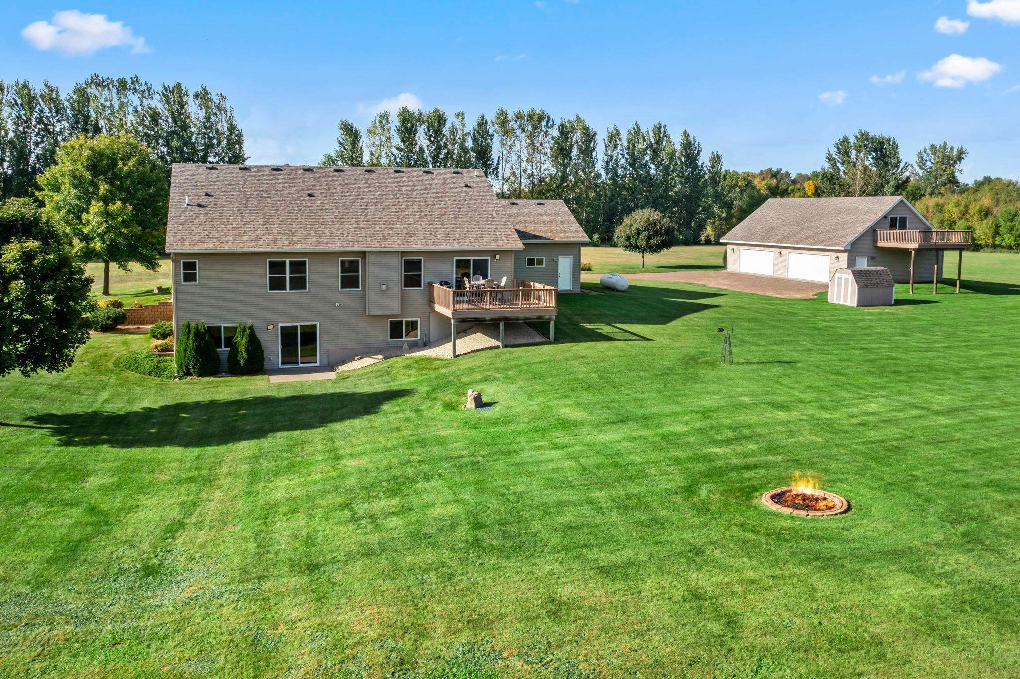 35219 Isetta Trail NE