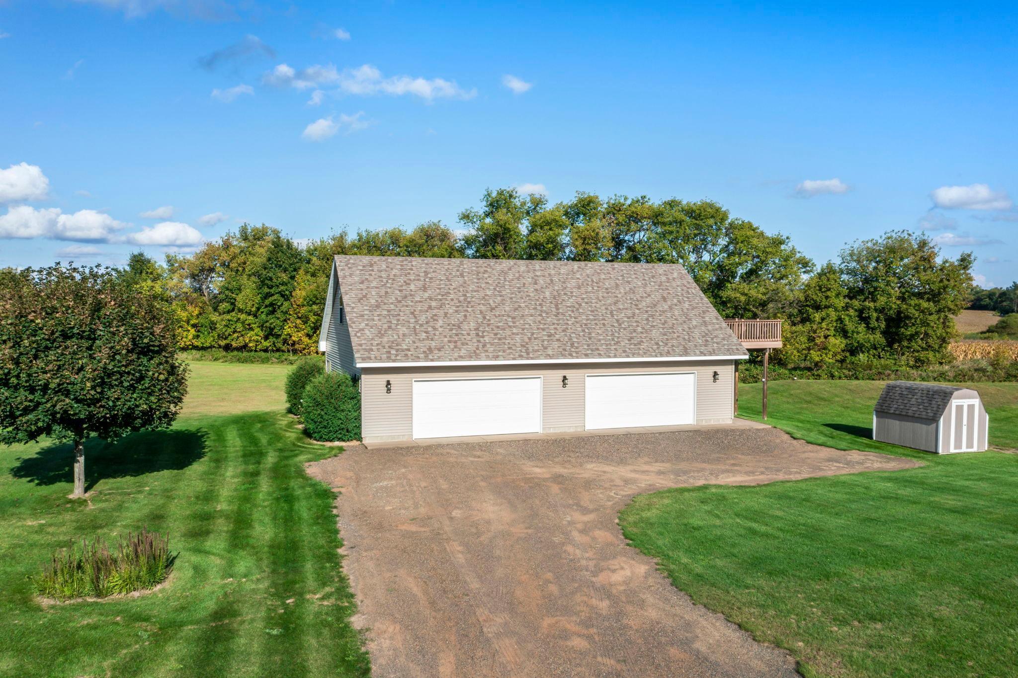 35219 Isetta Trail NE