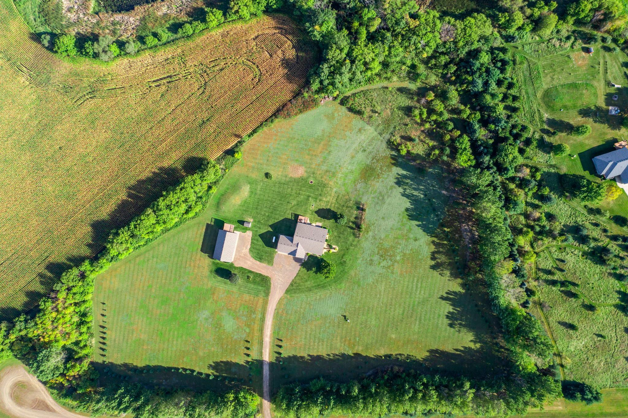 35219 Isetta Trail NE