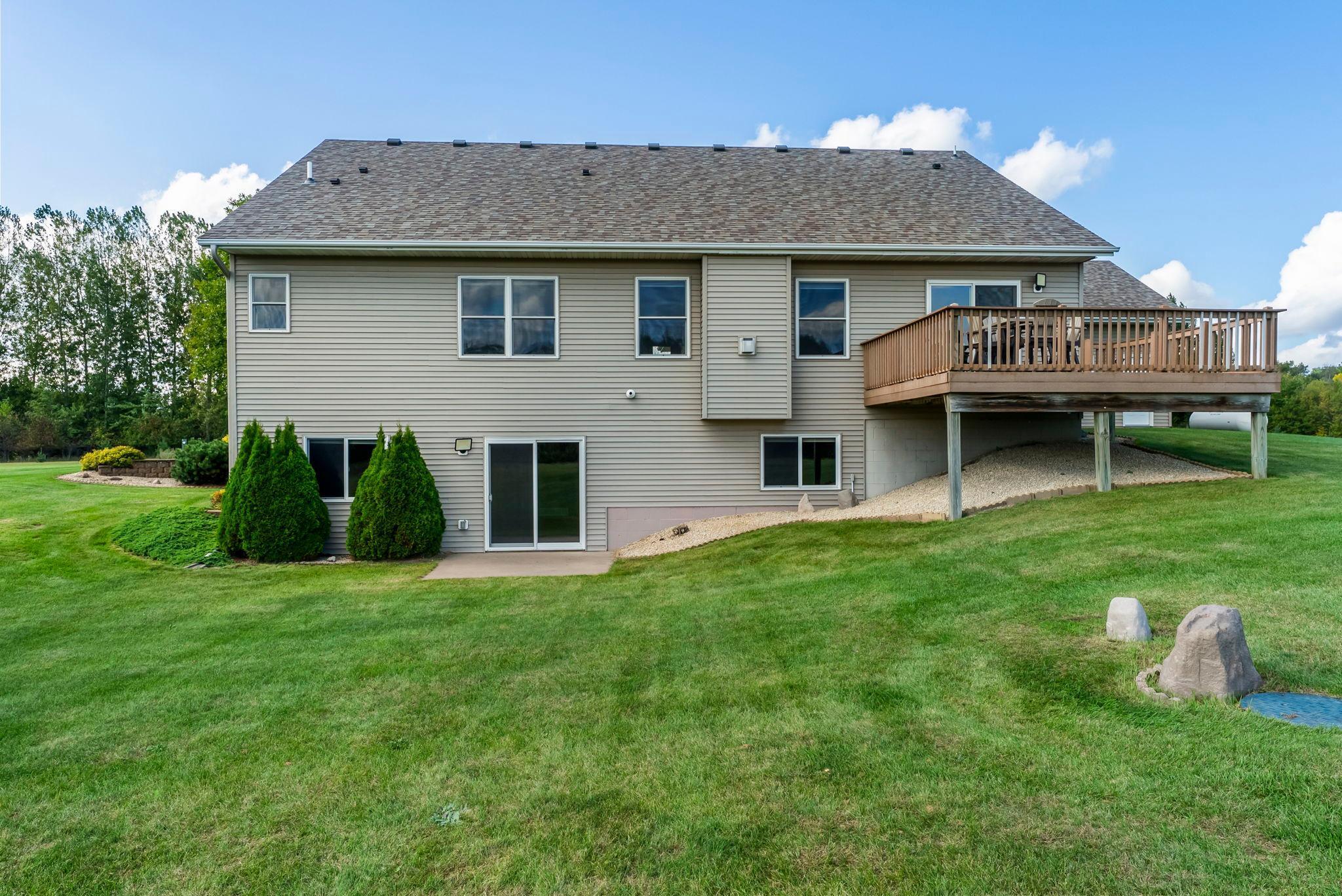 35219 Isetta Trail NE