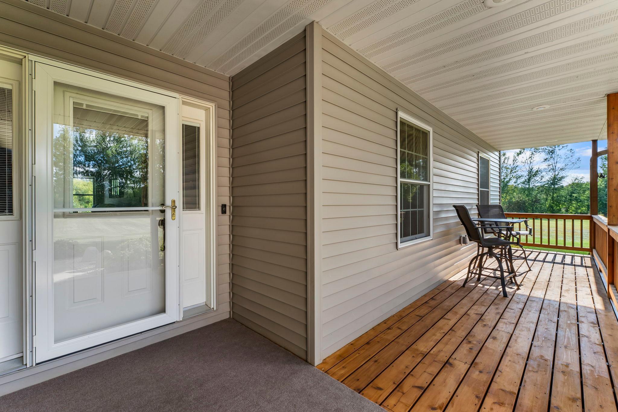 35219 Isetta Trail NE