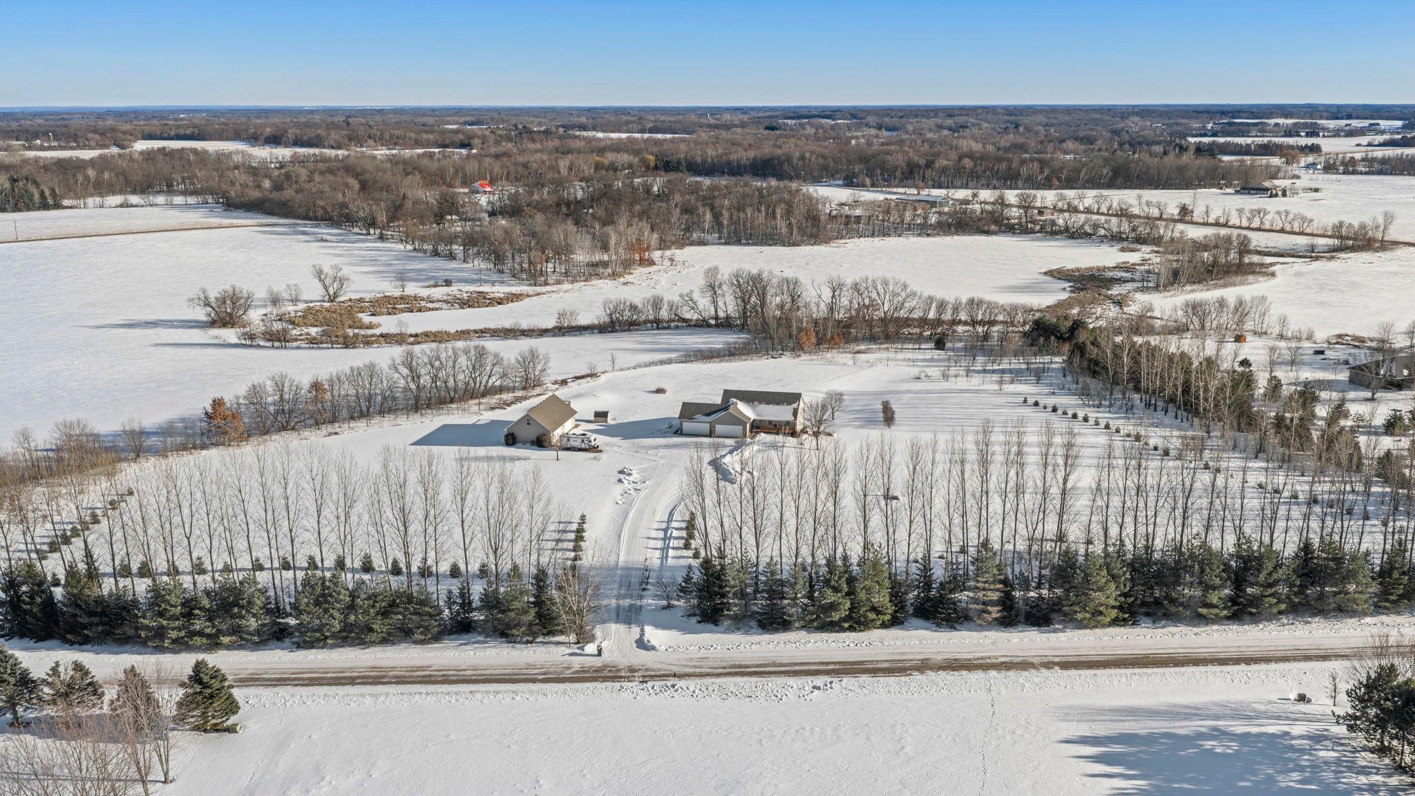 35219 Isetta Trail NE