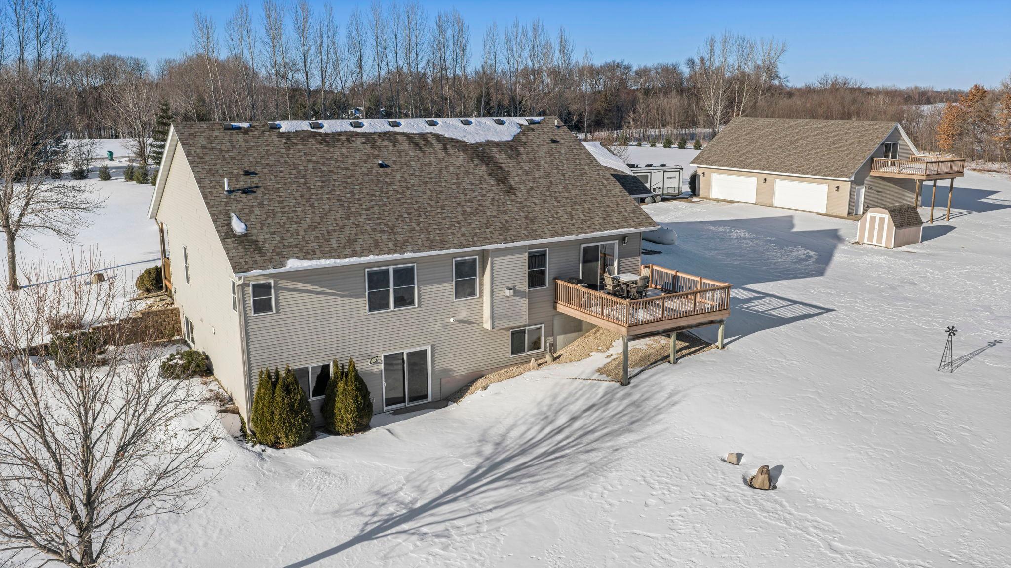 35219 Isetta Trail NE