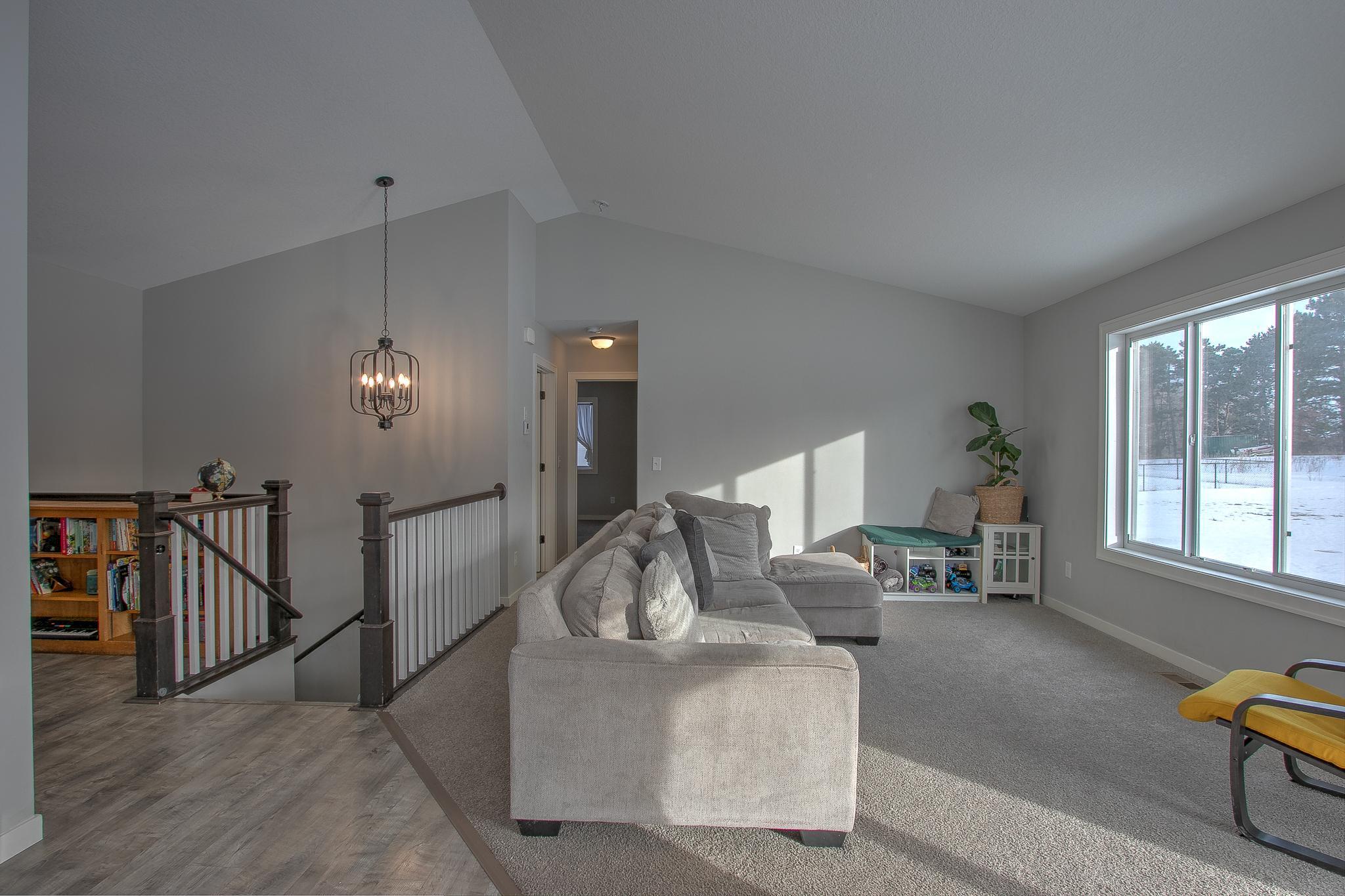 35349 Hastings Street NE