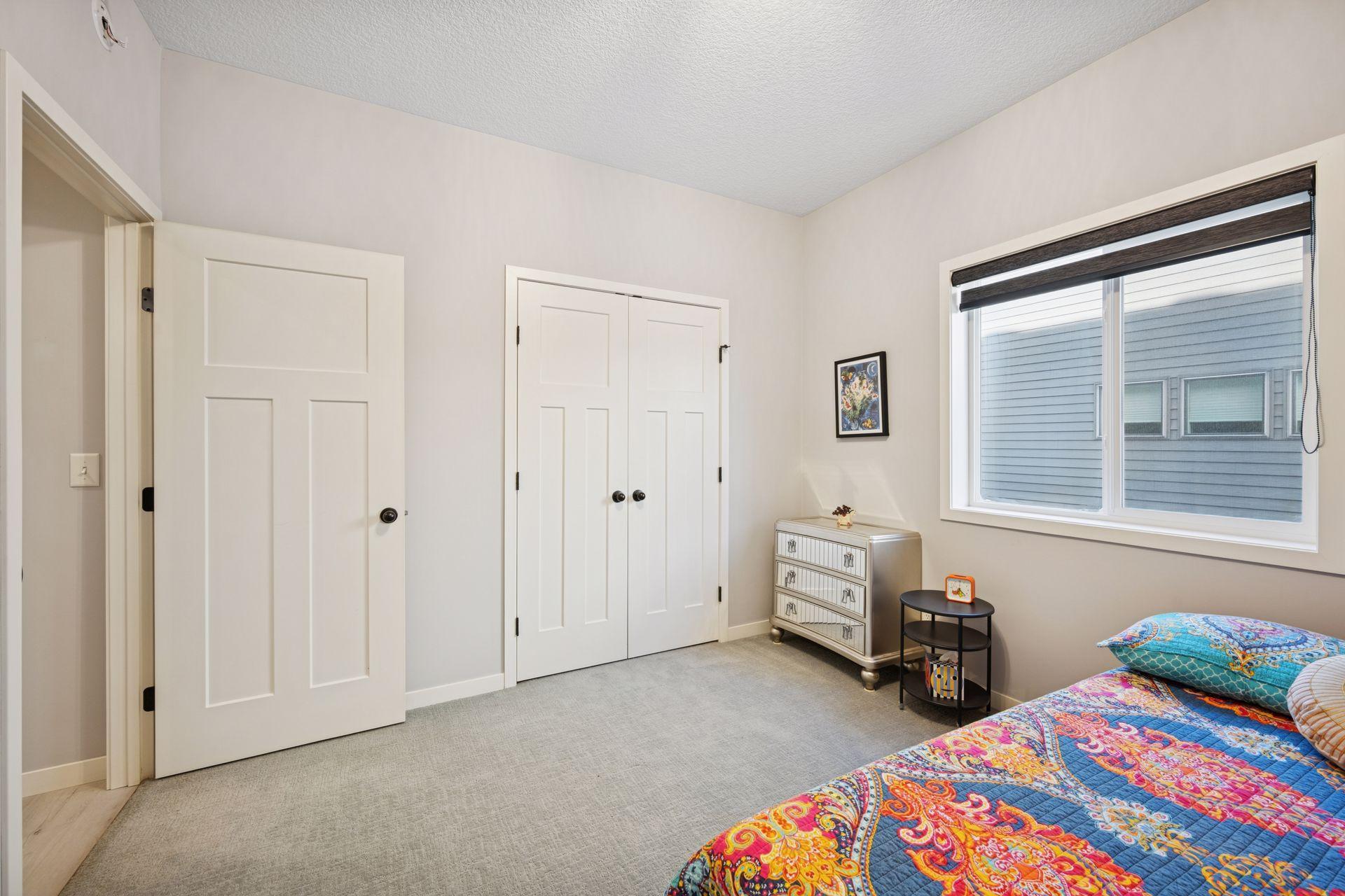 706 Roosevelt Street S