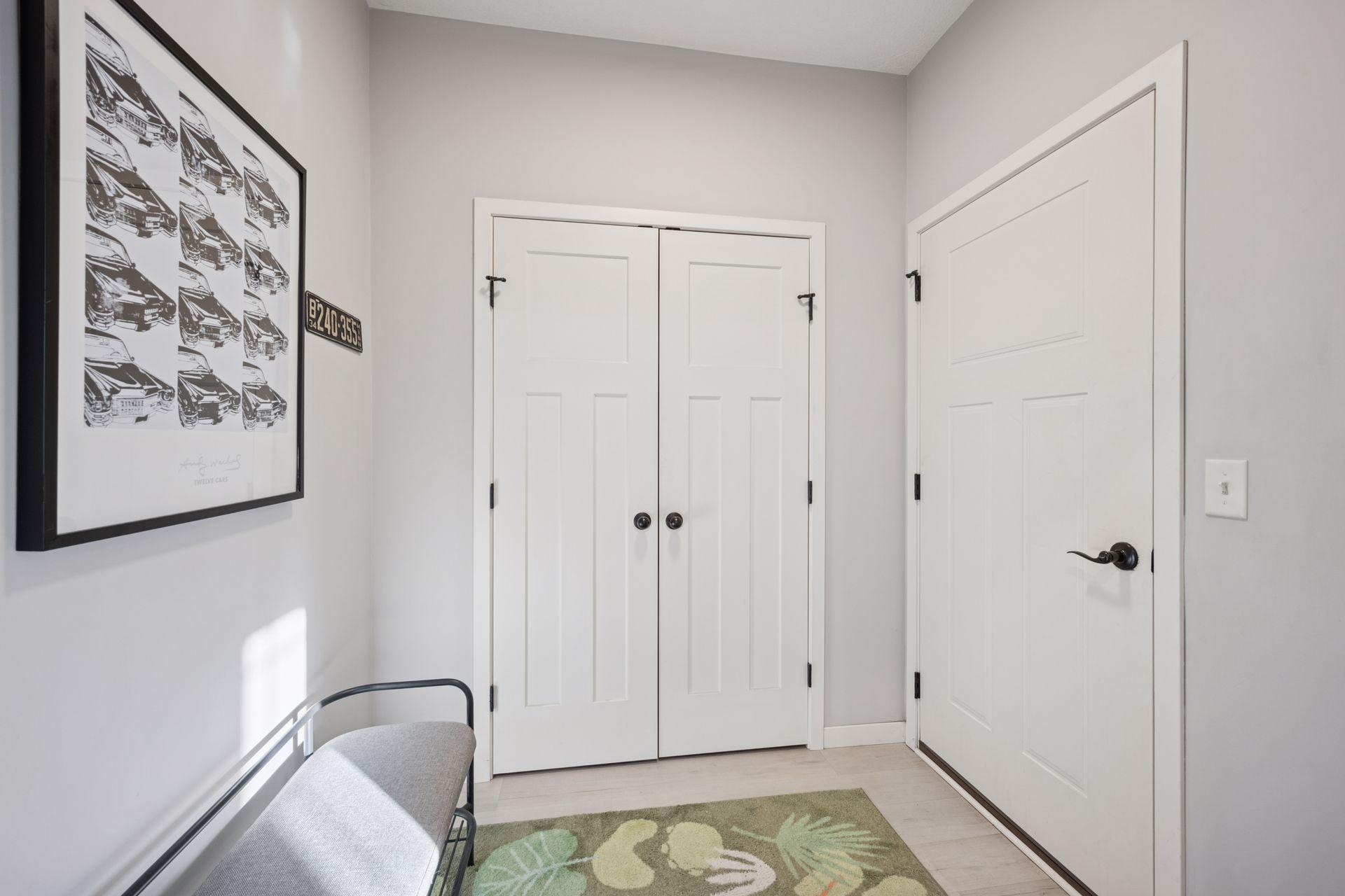 706 Roosevelt Street S