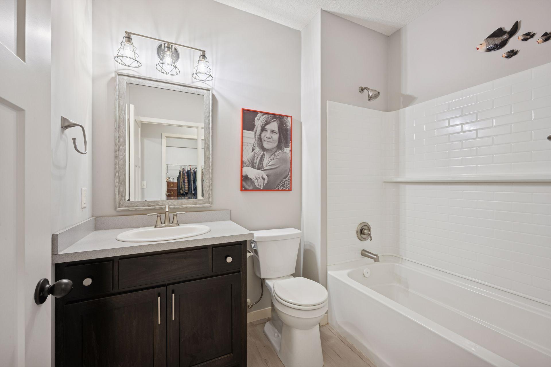 706 Roosevelt Street S