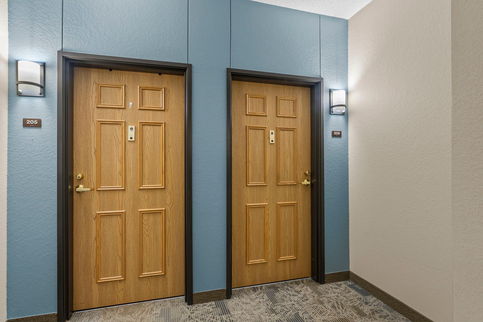 2155 6th Lane SE Unit: 208