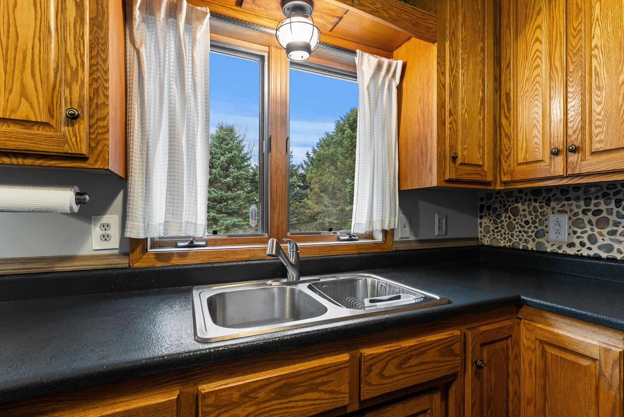 900 Southview Avenue