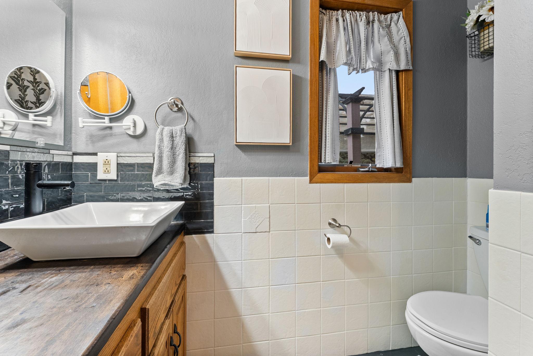 900 Southview Avenue