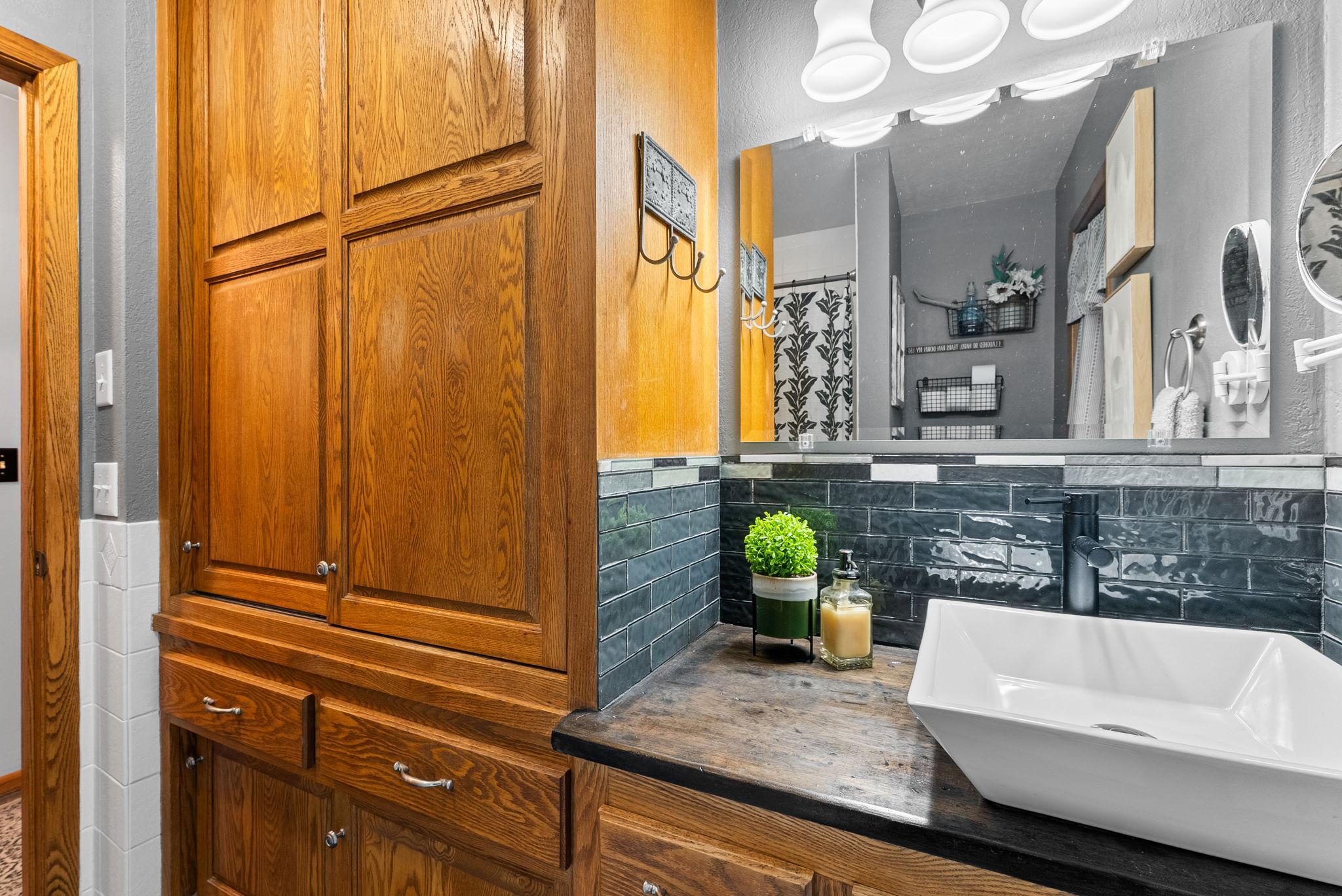 900 Southview Avenue