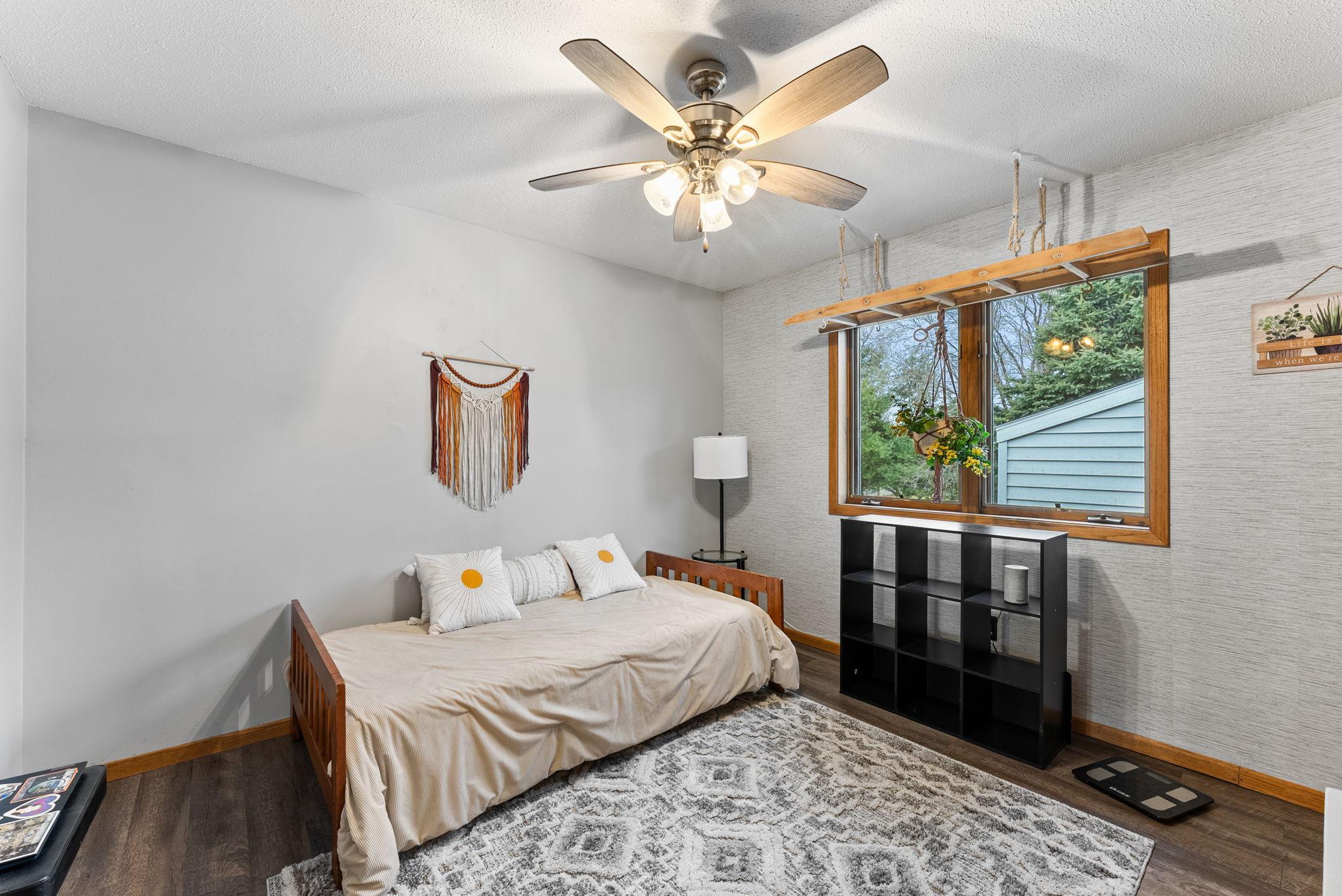 900 Southview Avenue