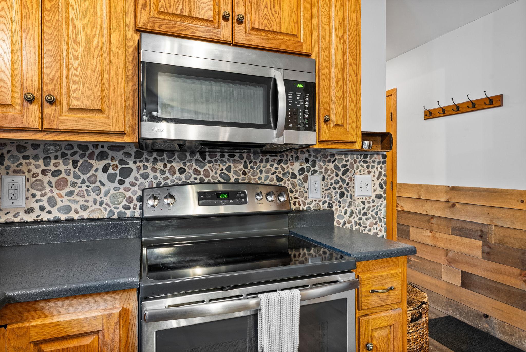 900 Southview Avenue