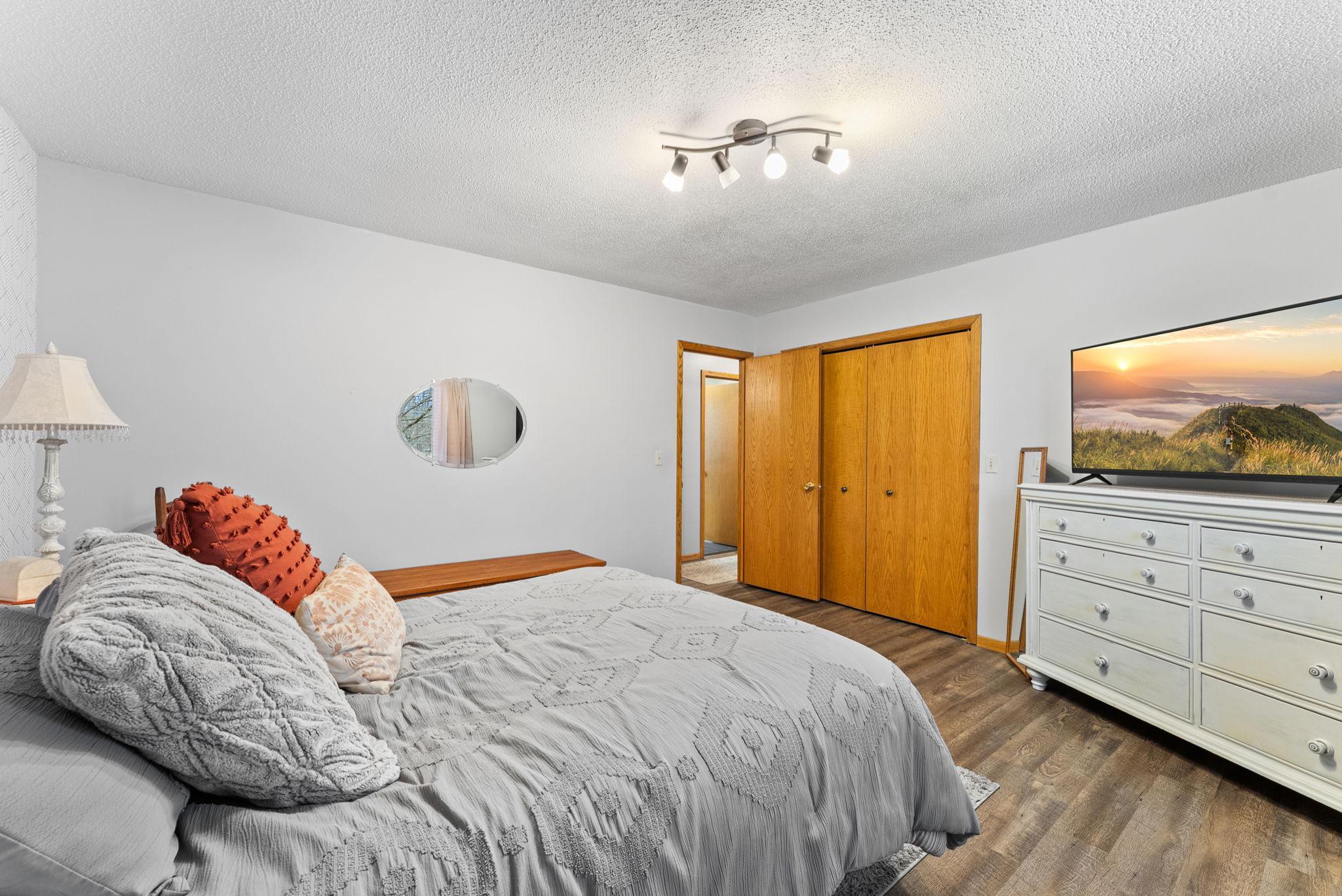 900 Southview Avenue