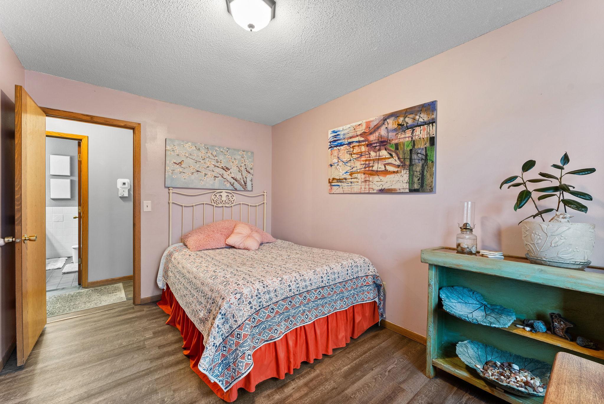 900 Southview Avenue