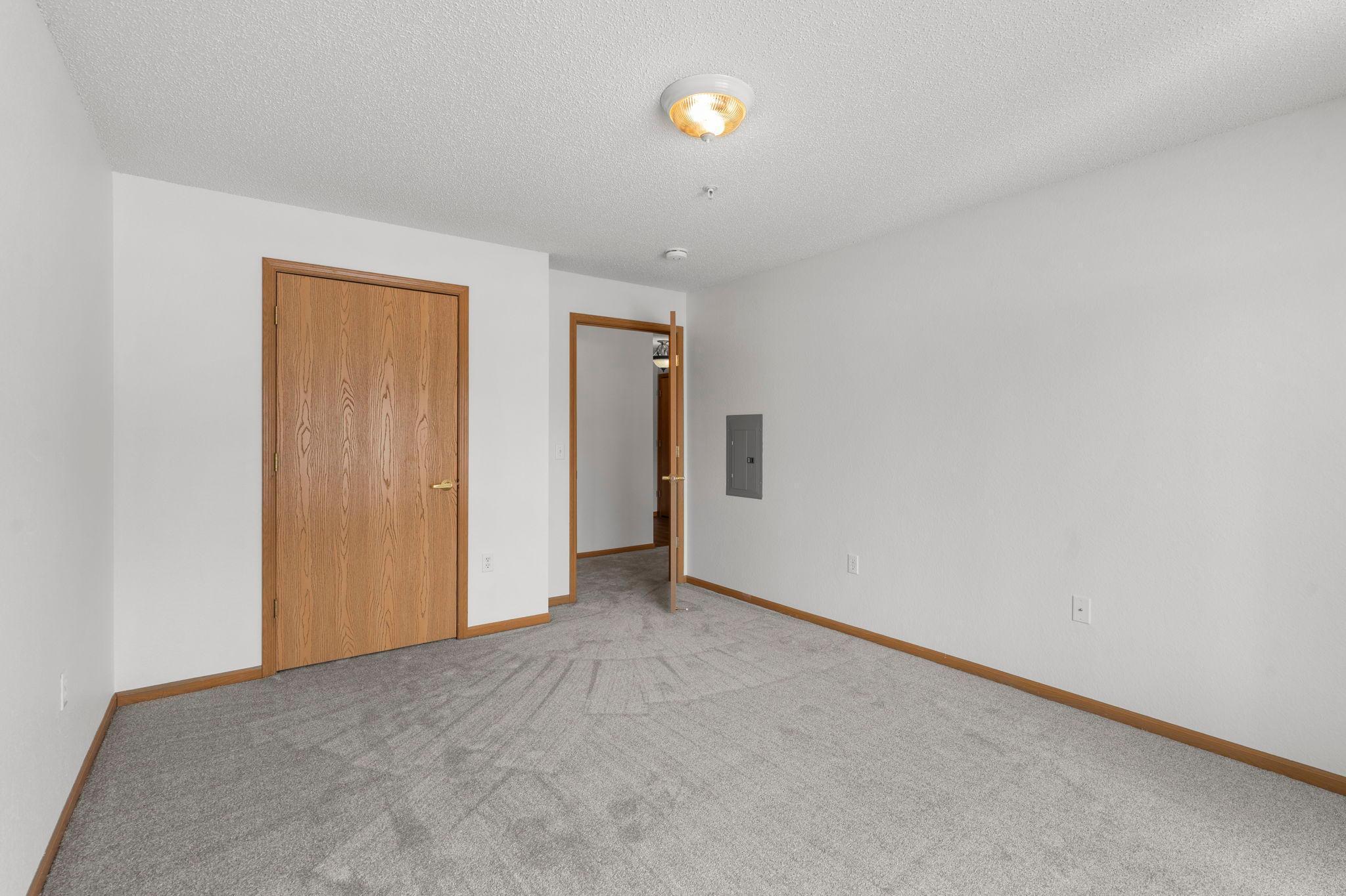 2155 6th Lane SE Unit: 101