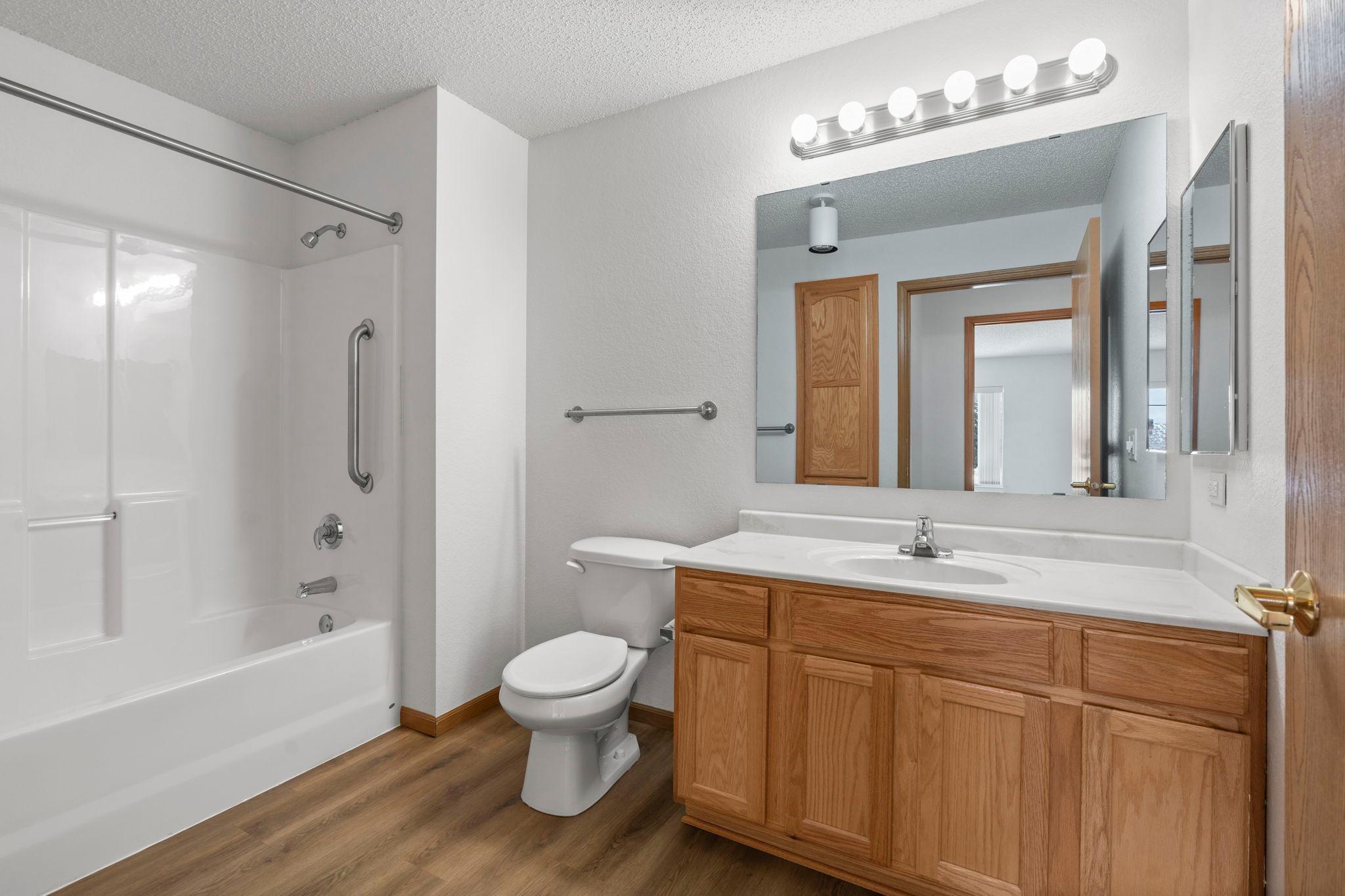 2155 6th Lane SE Unit: 101