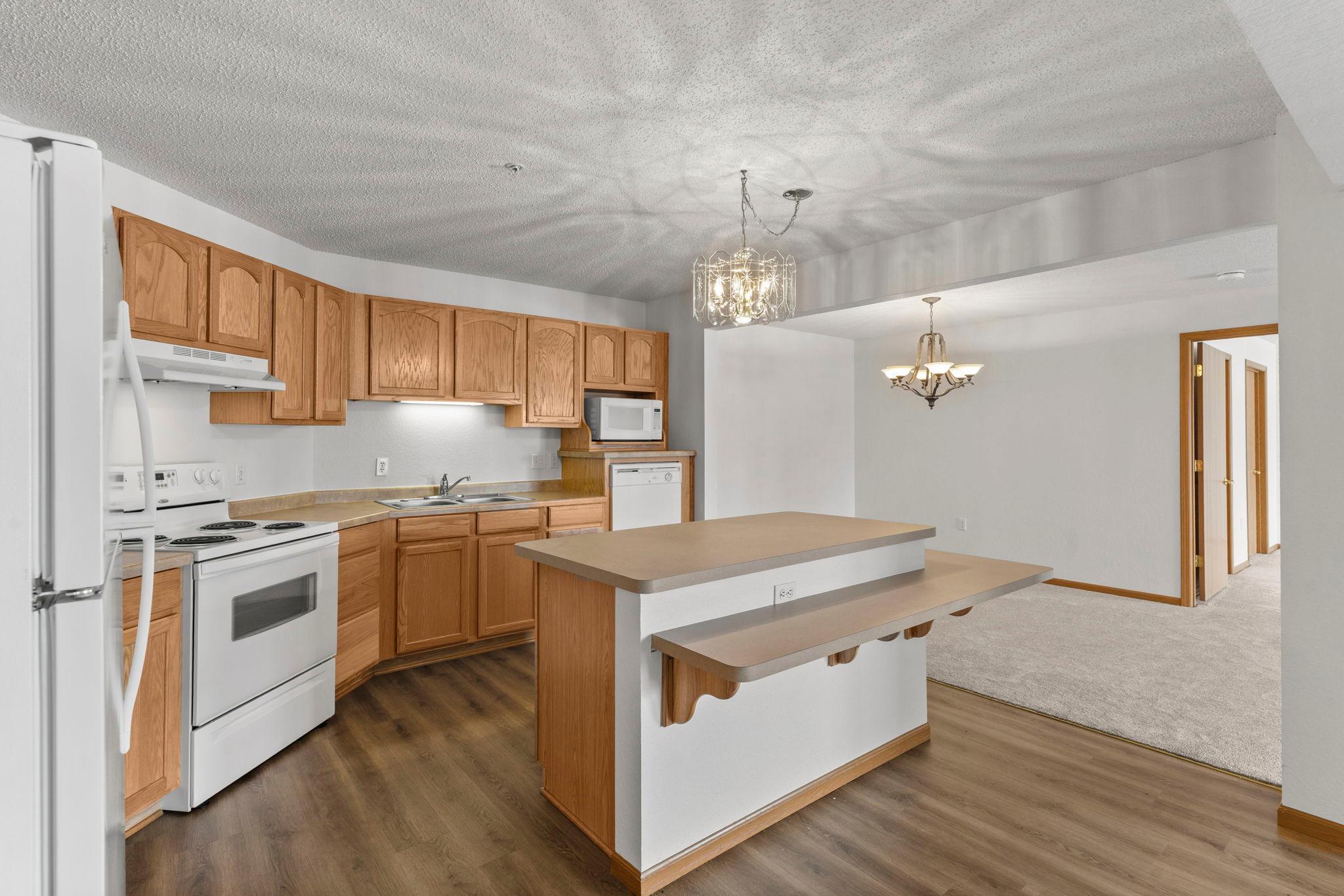 2155 6th Lane SE Unit: 101