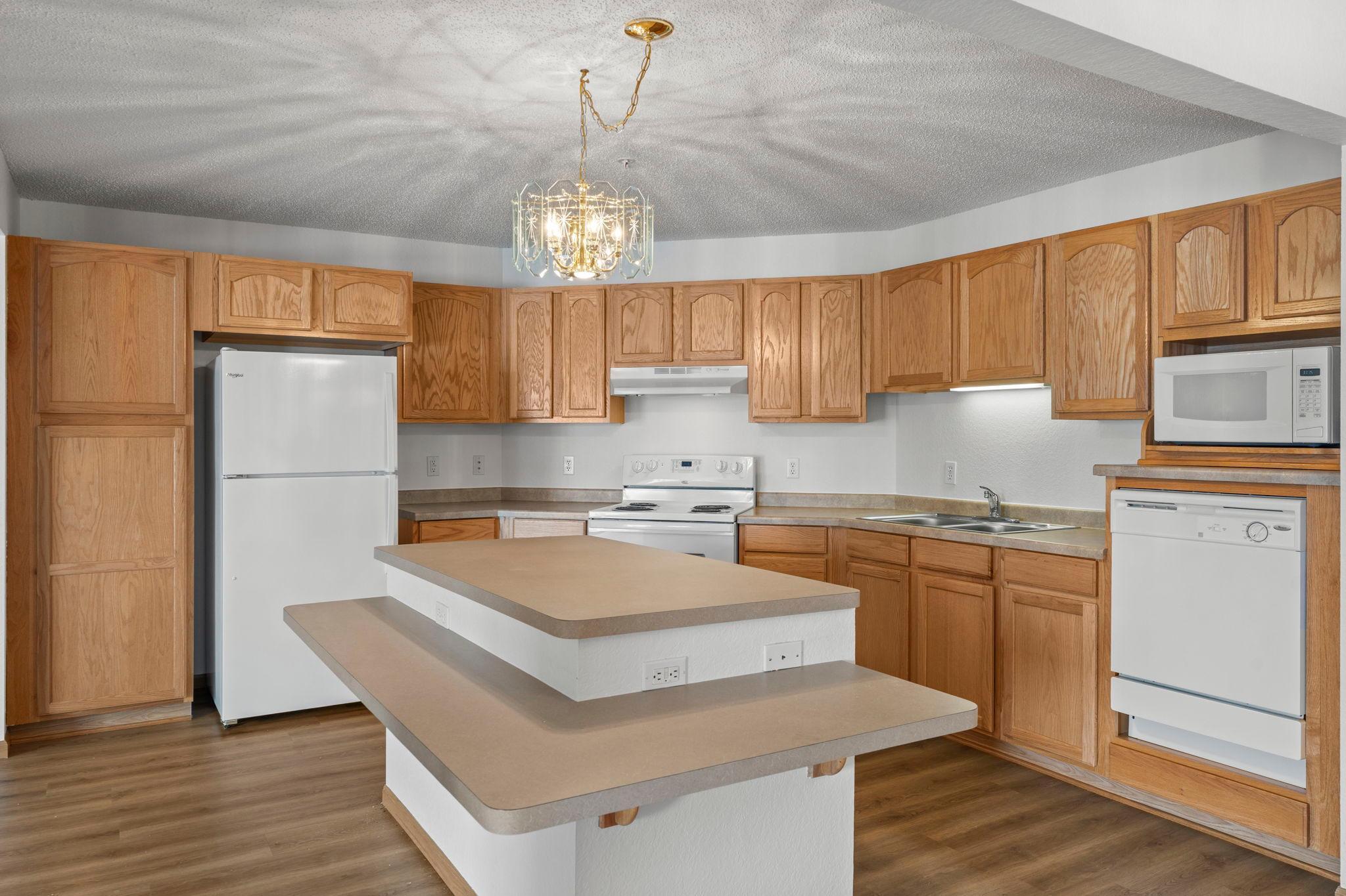 2155 6th Lane SE Unit: 101