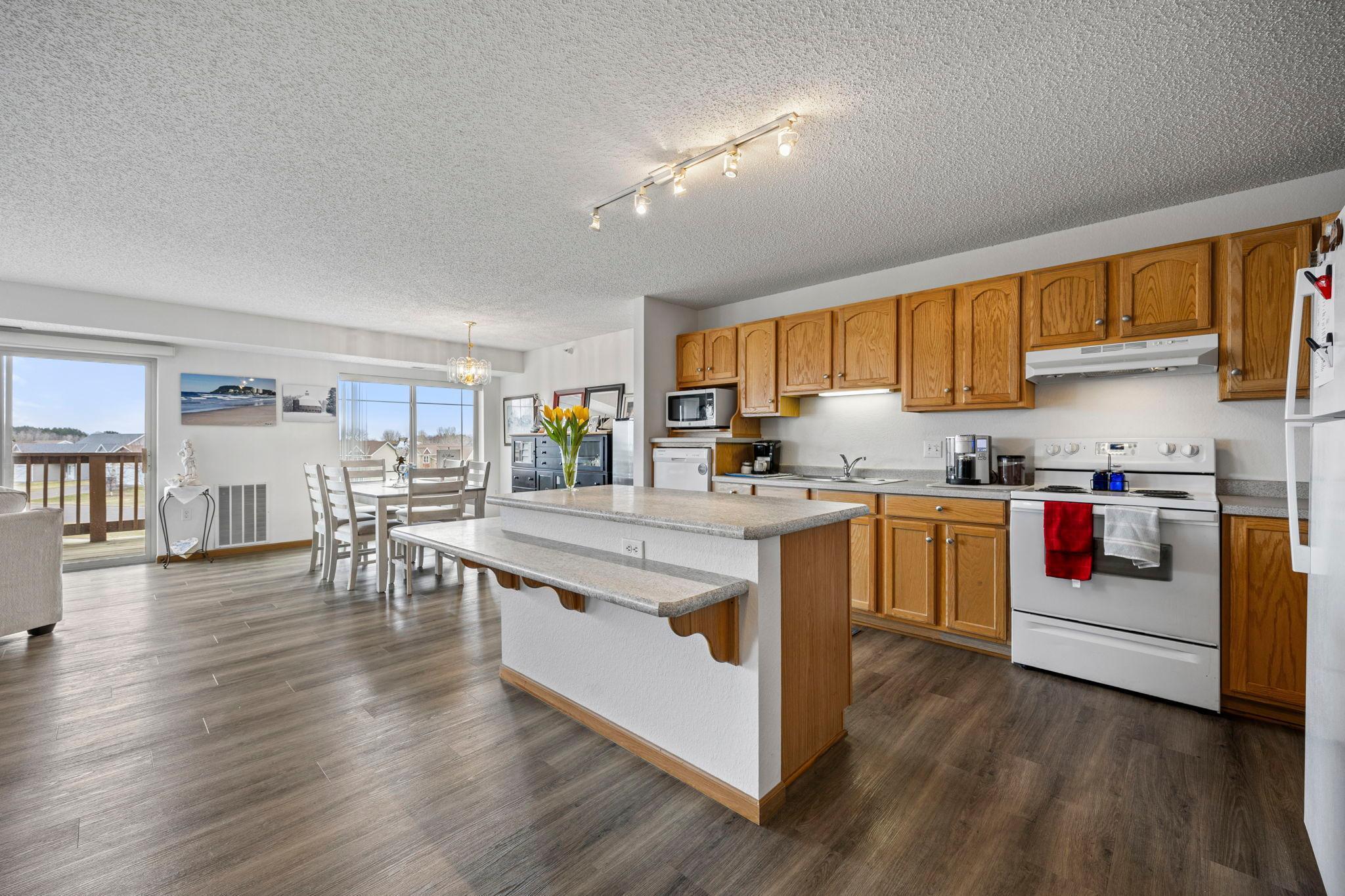 2155 6th Lane SE Unit: 202