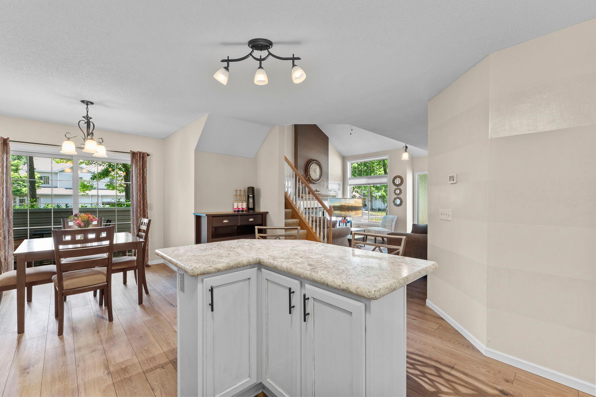 1298 123rd Way NE