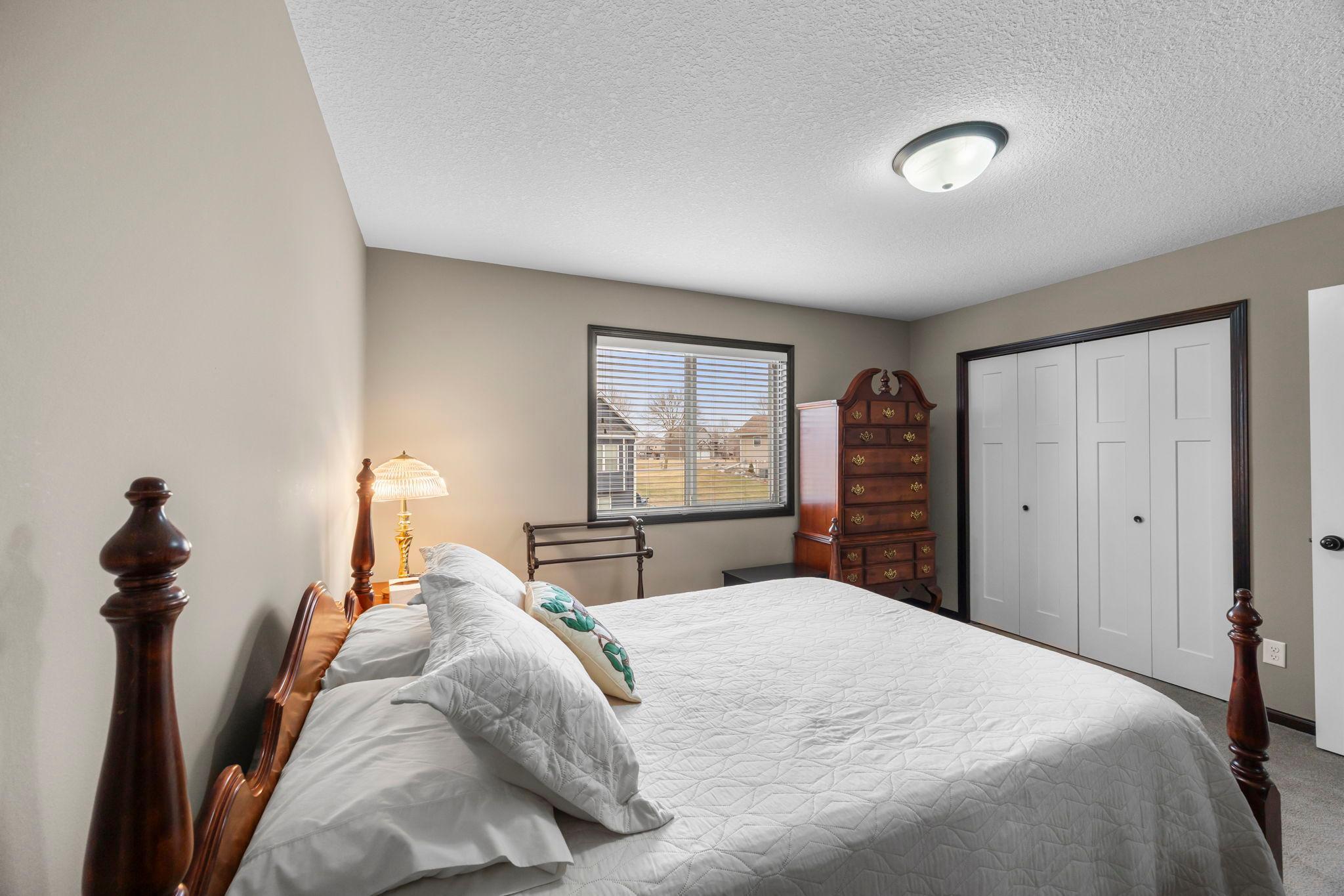 2434 Fillmore Lane SE