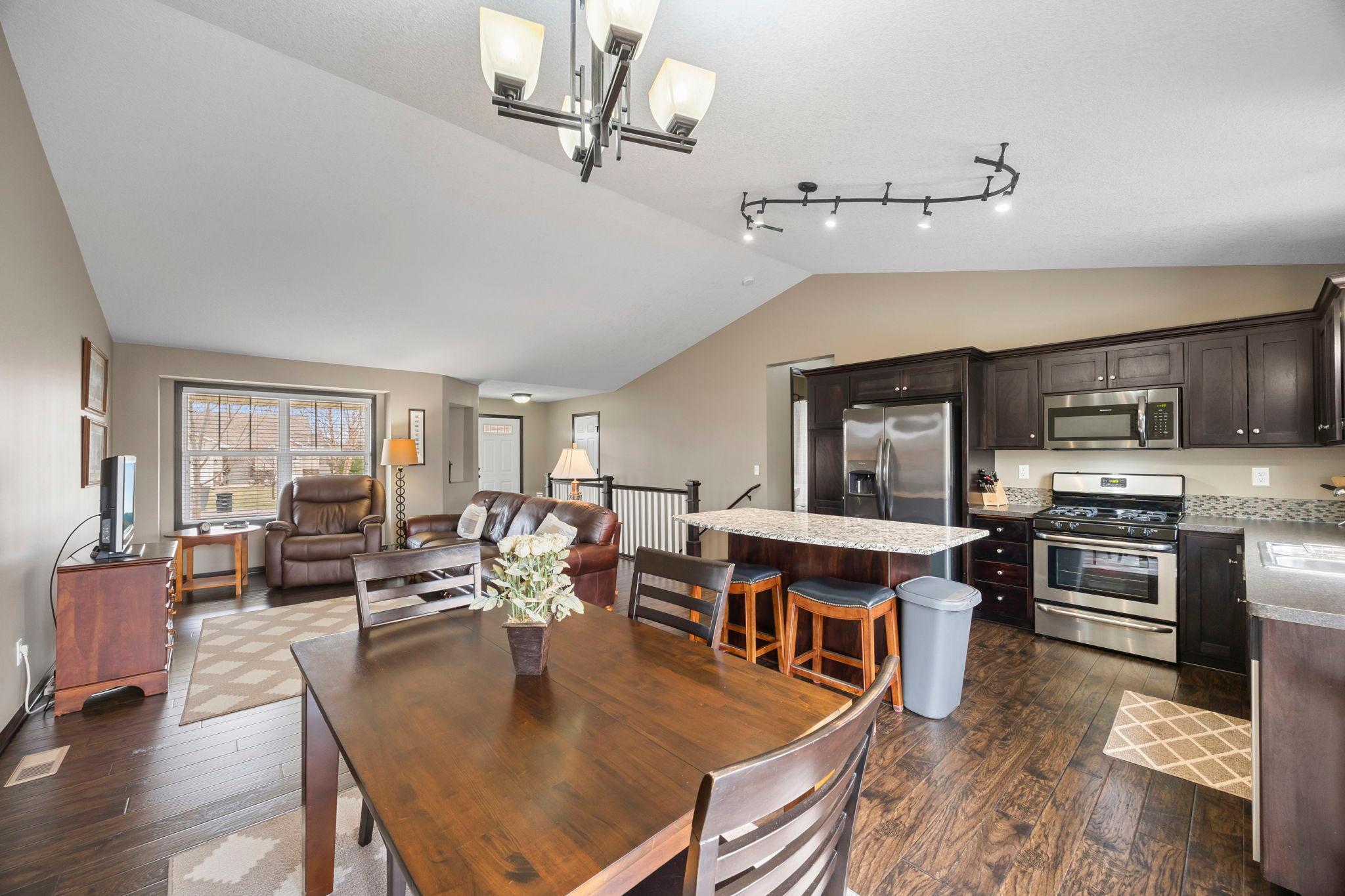 2434 Fillmore Lane SE