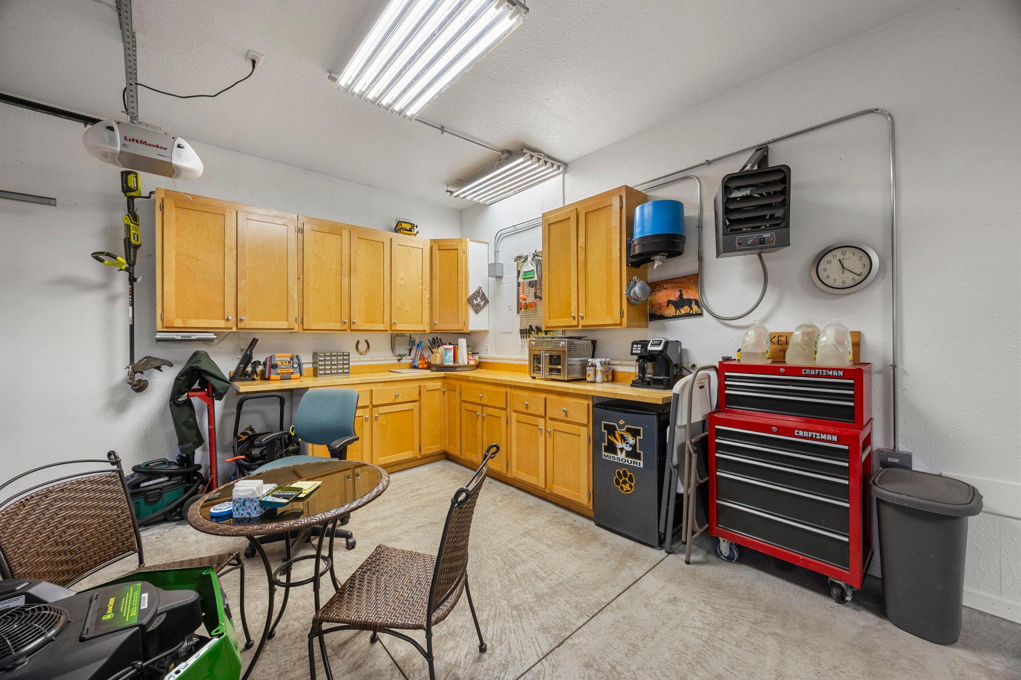 2434 Fillmore Lane SE