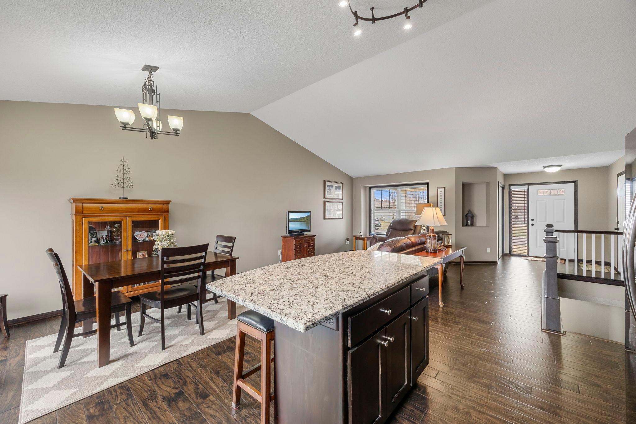 2434 Fillmore Lane SE