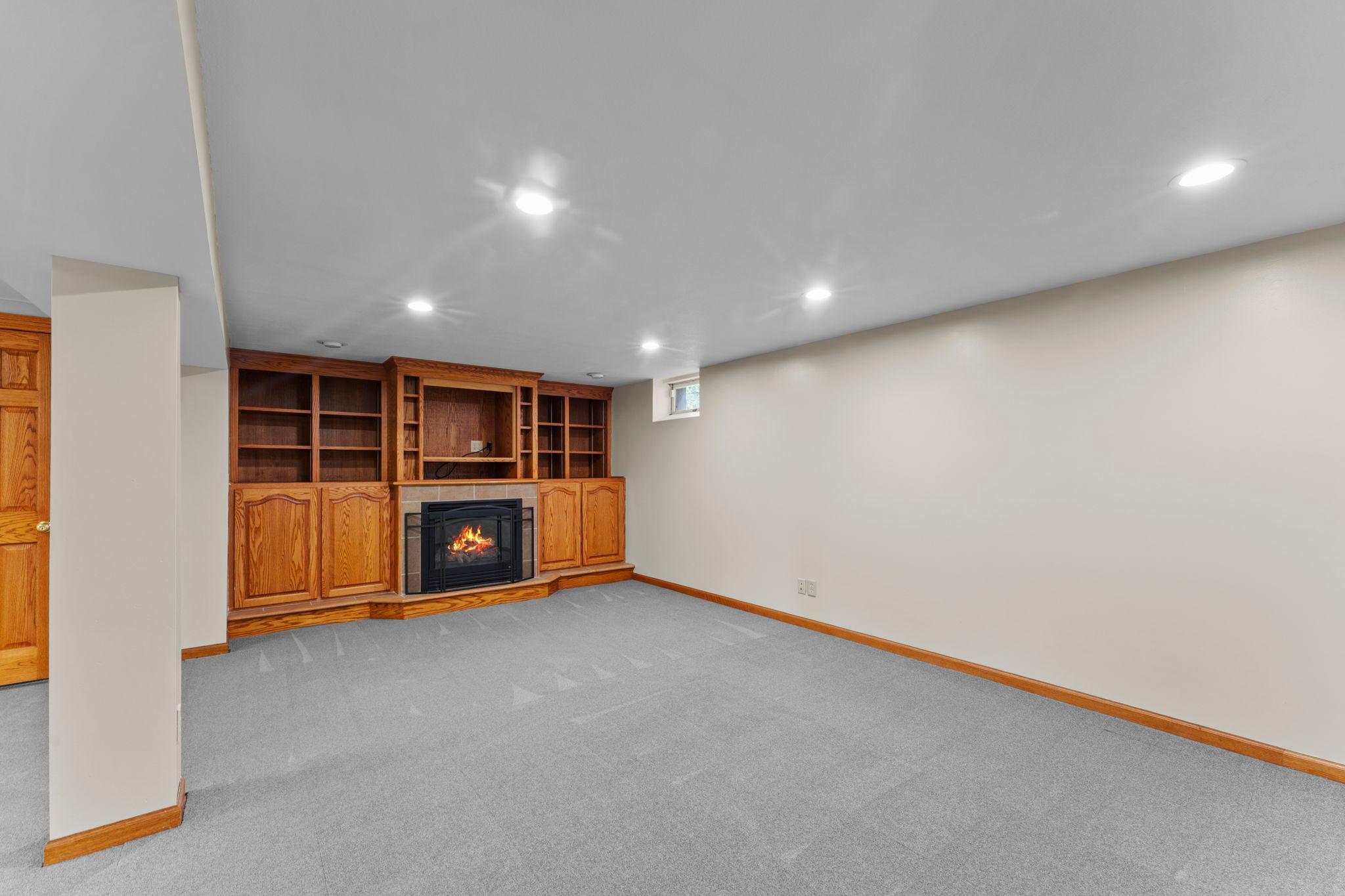 245 10th Avenue SW