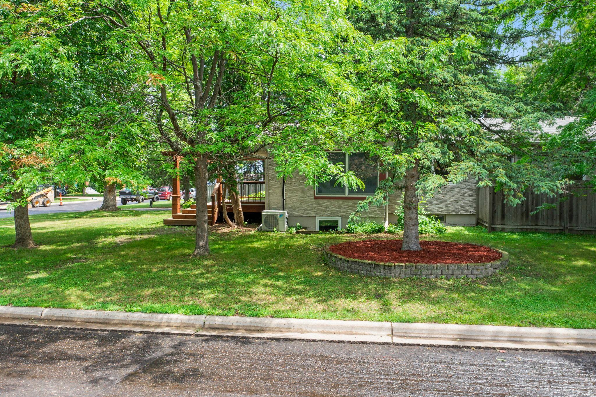 245 10th Avenue SW
