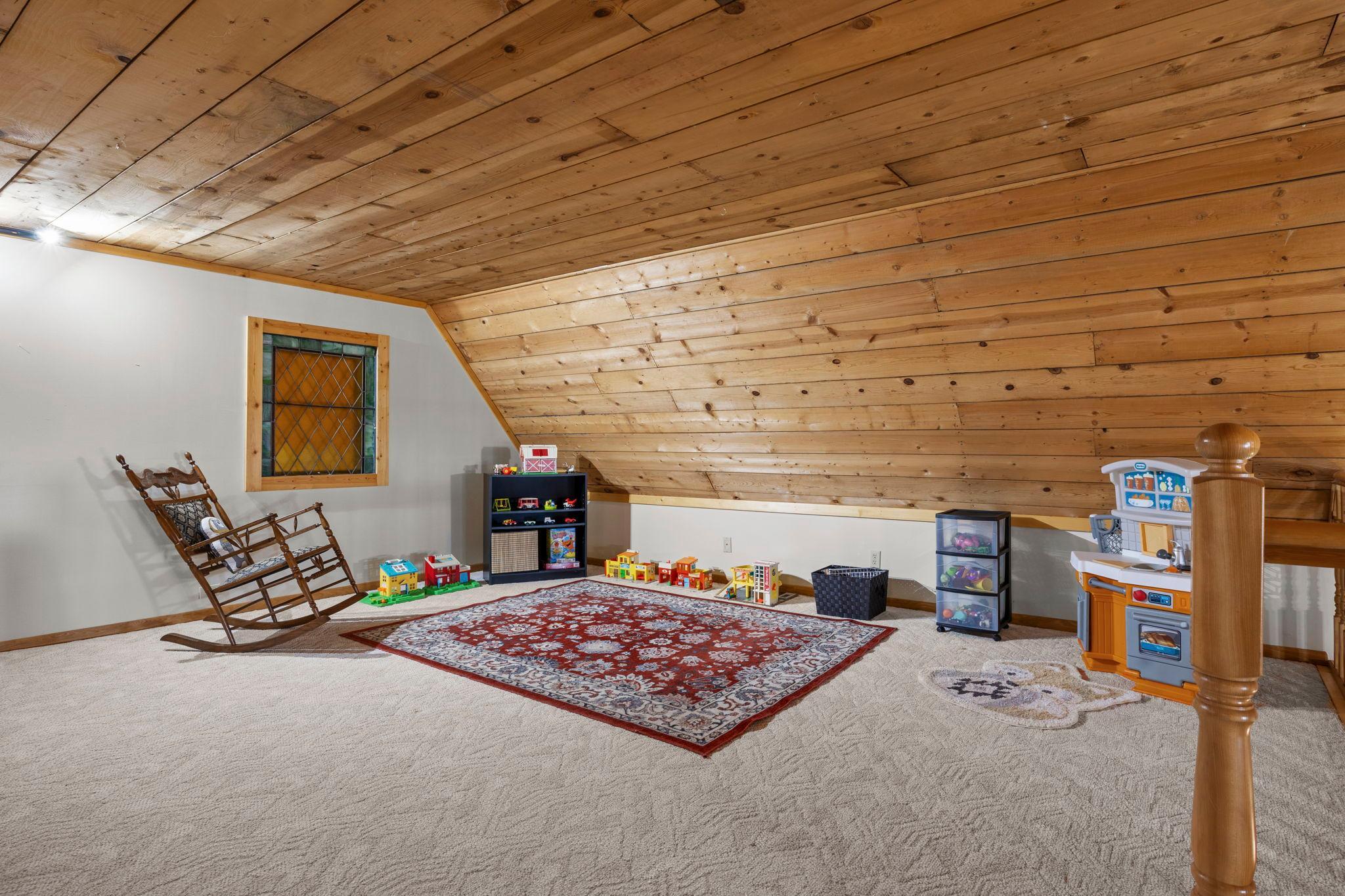 8825 Greeley Loop