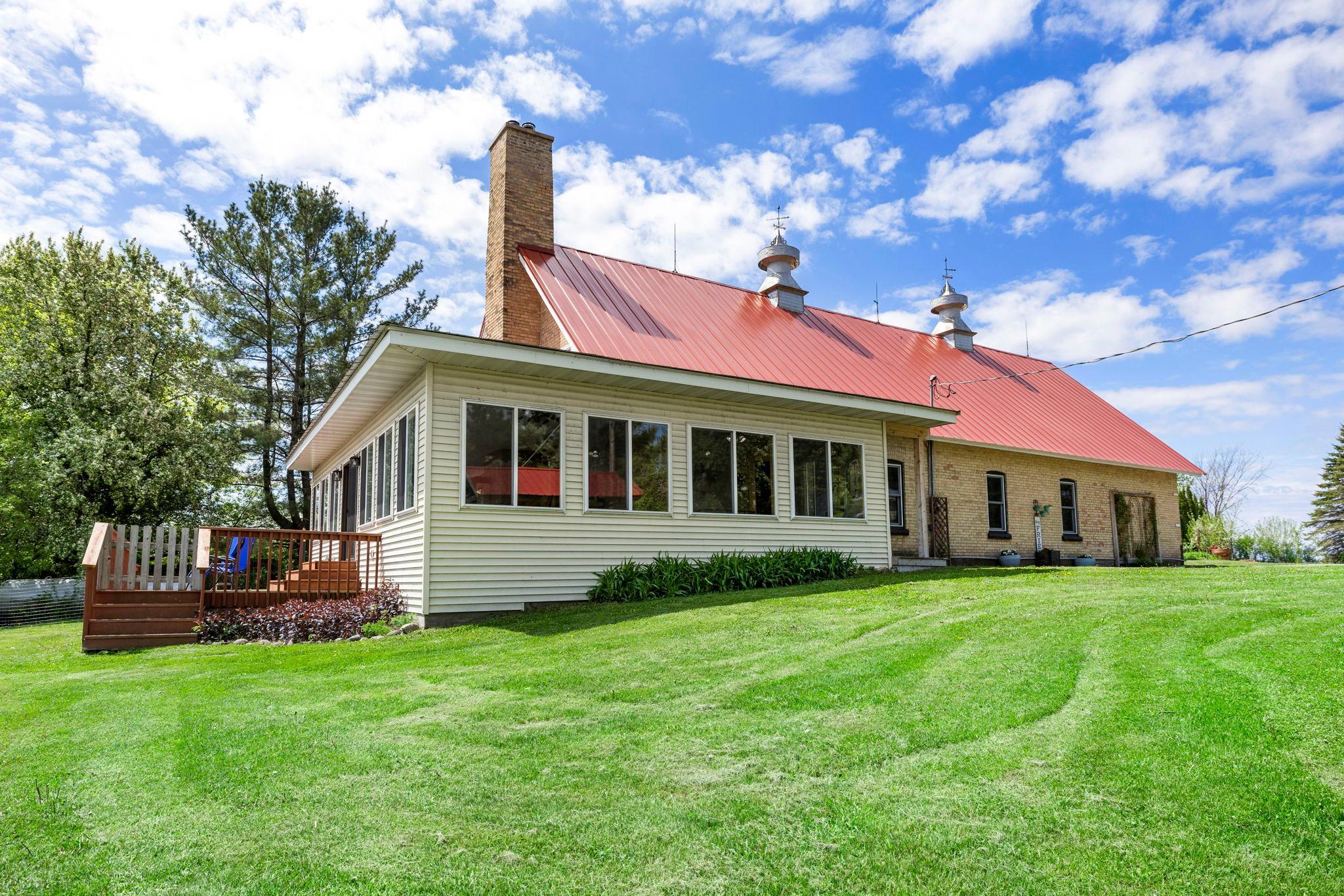8825 Greeley Loop
