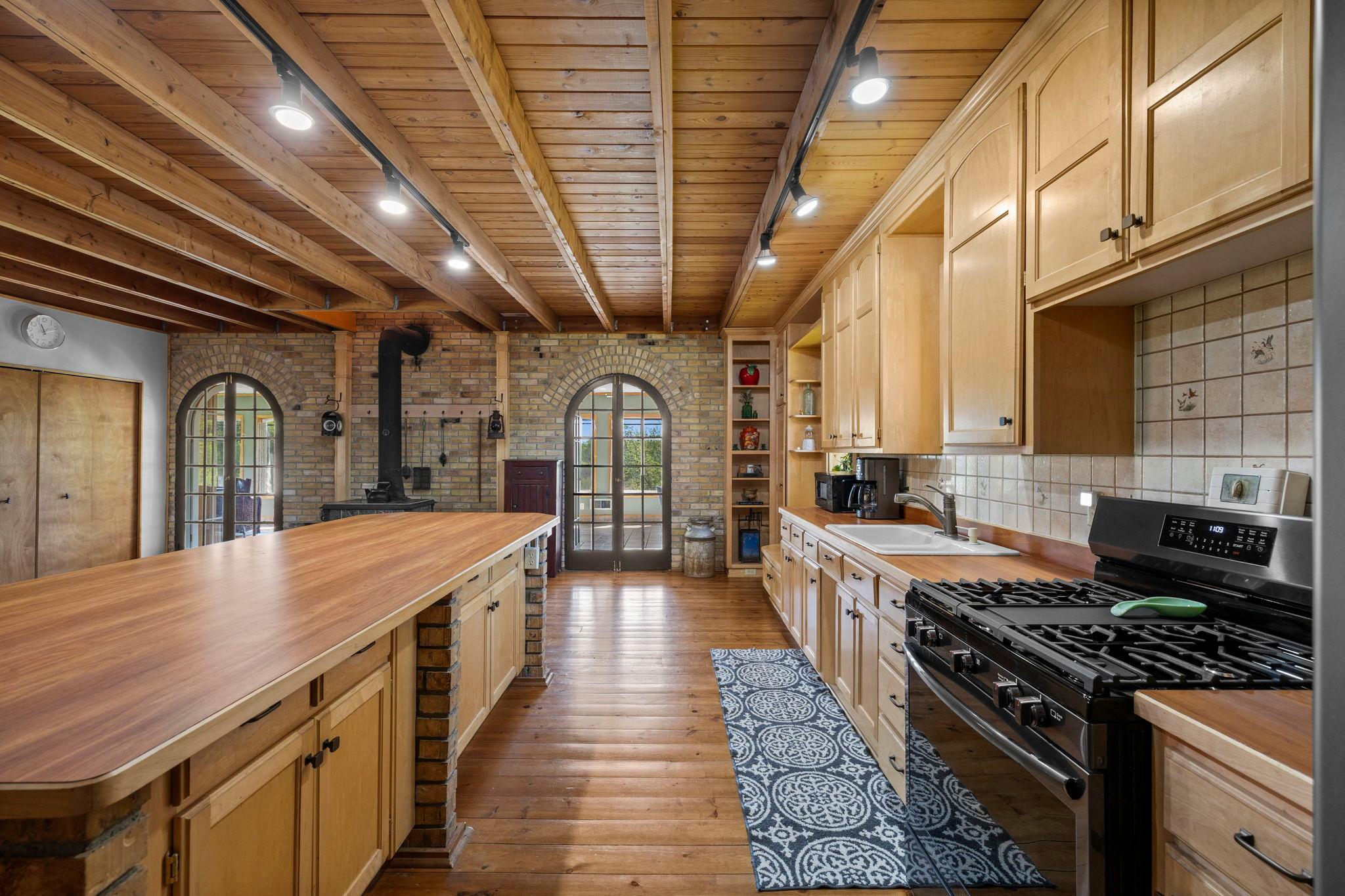 8825 Greeley Loop