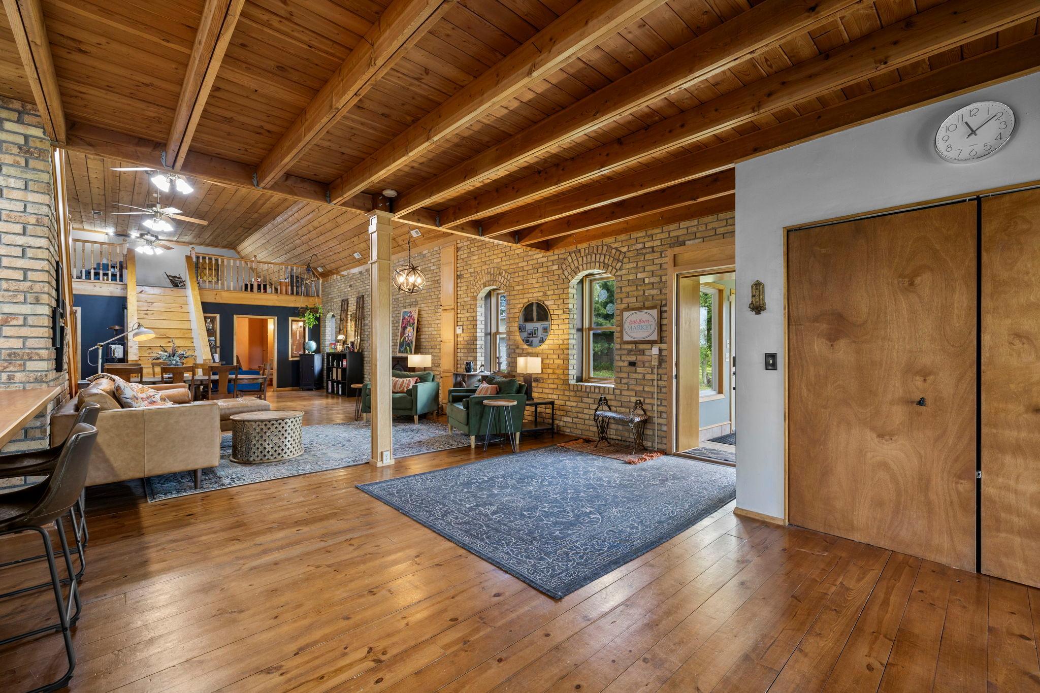 8825 Greeley Loop