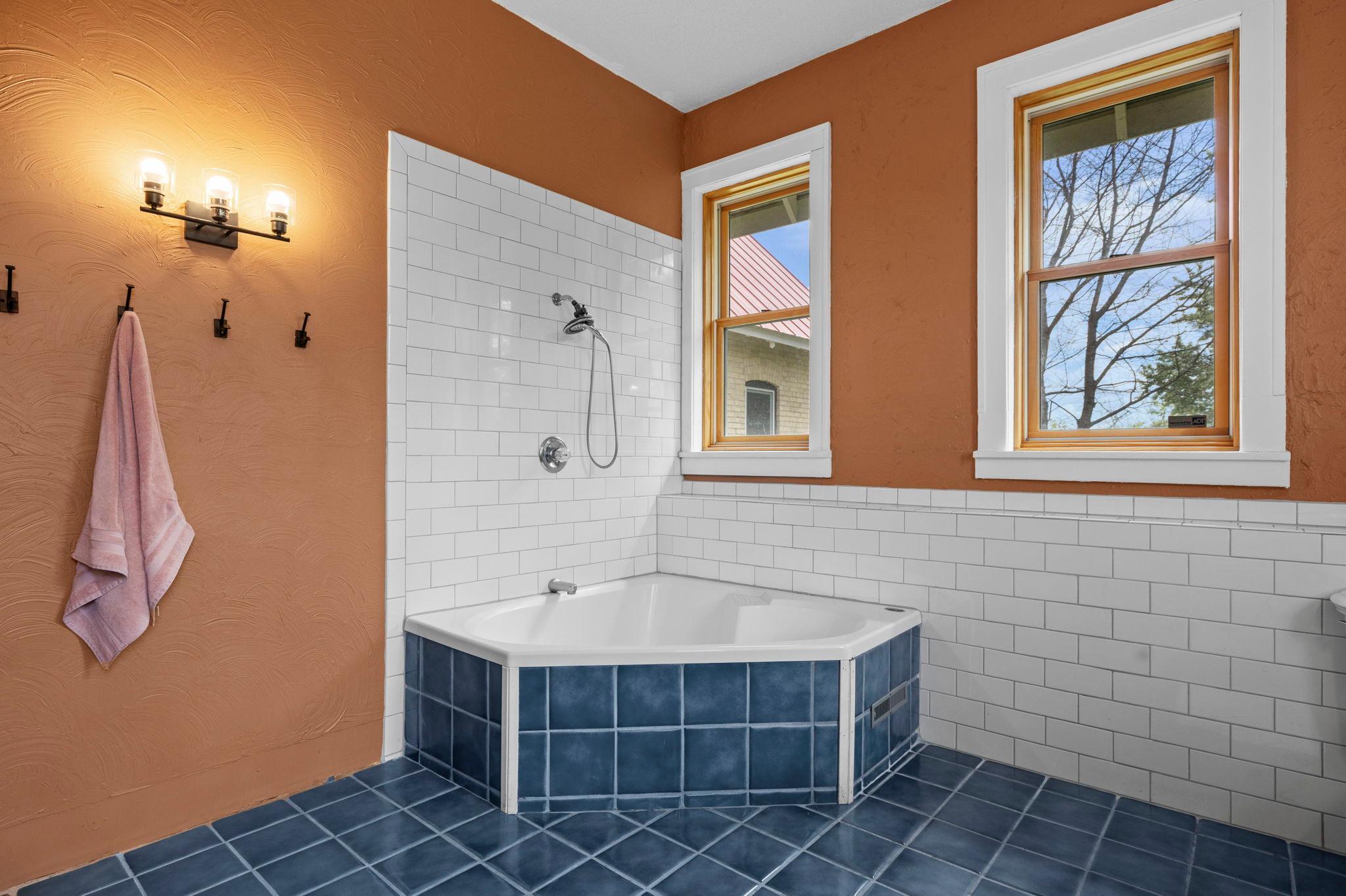 8825 Greeley Loop