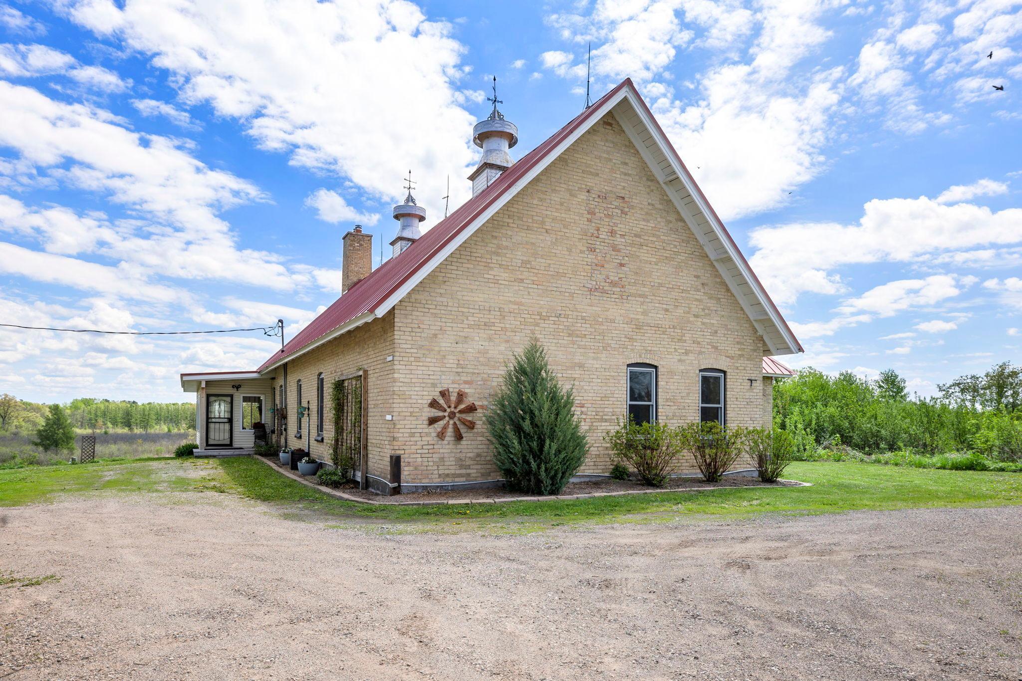 8825 Greeley Loop