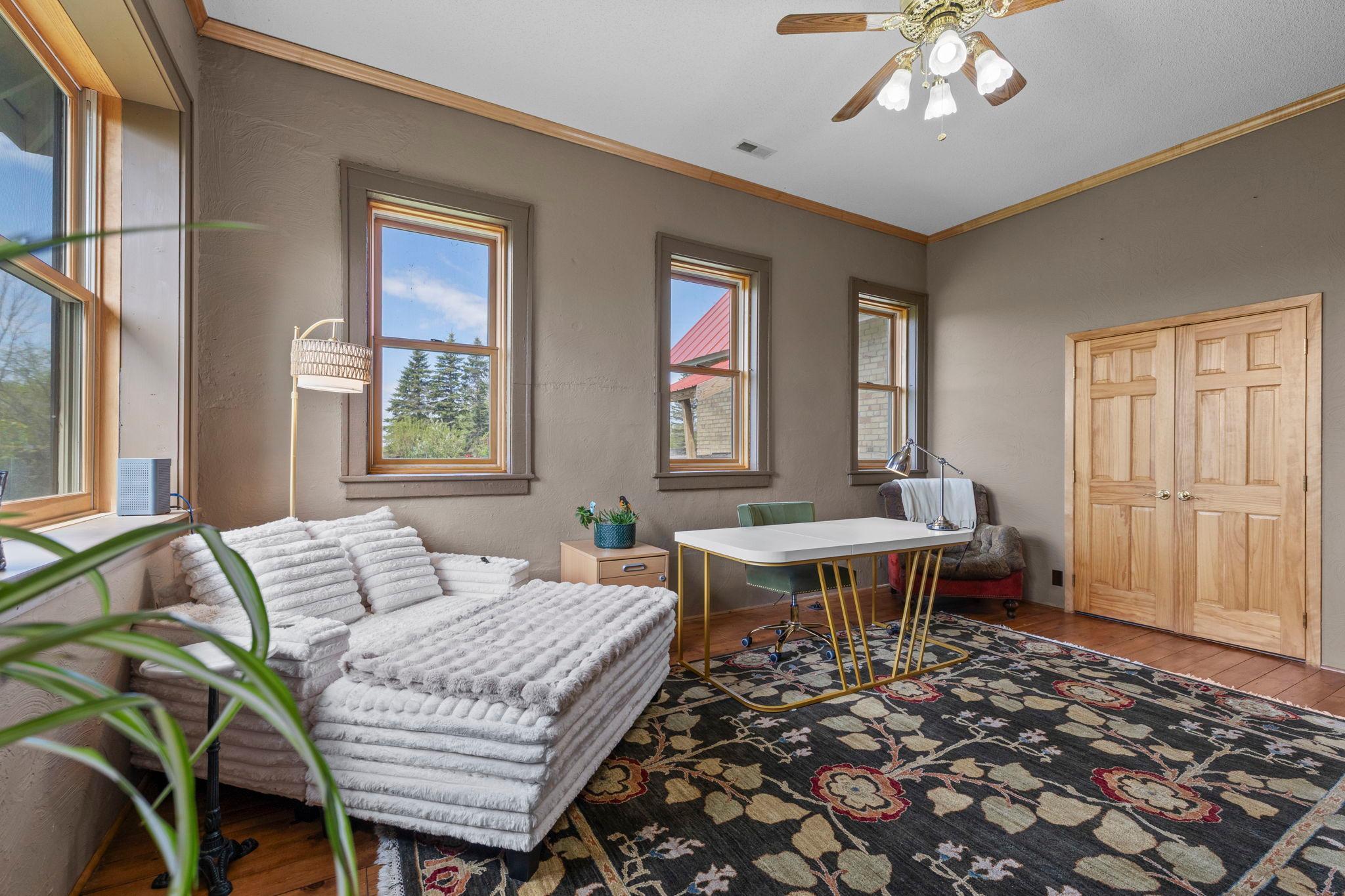 8825 Greeley Loop