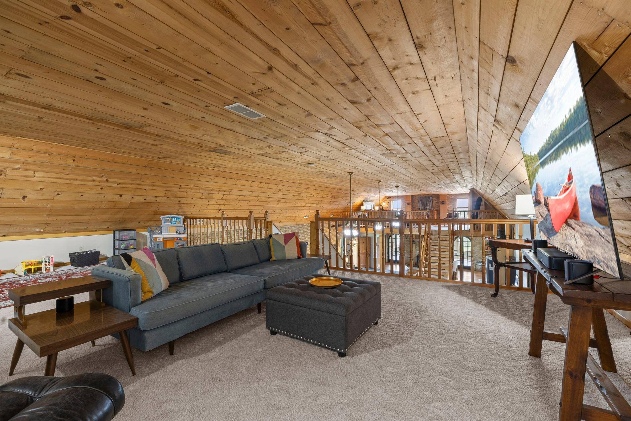 8825 Greeley Loop