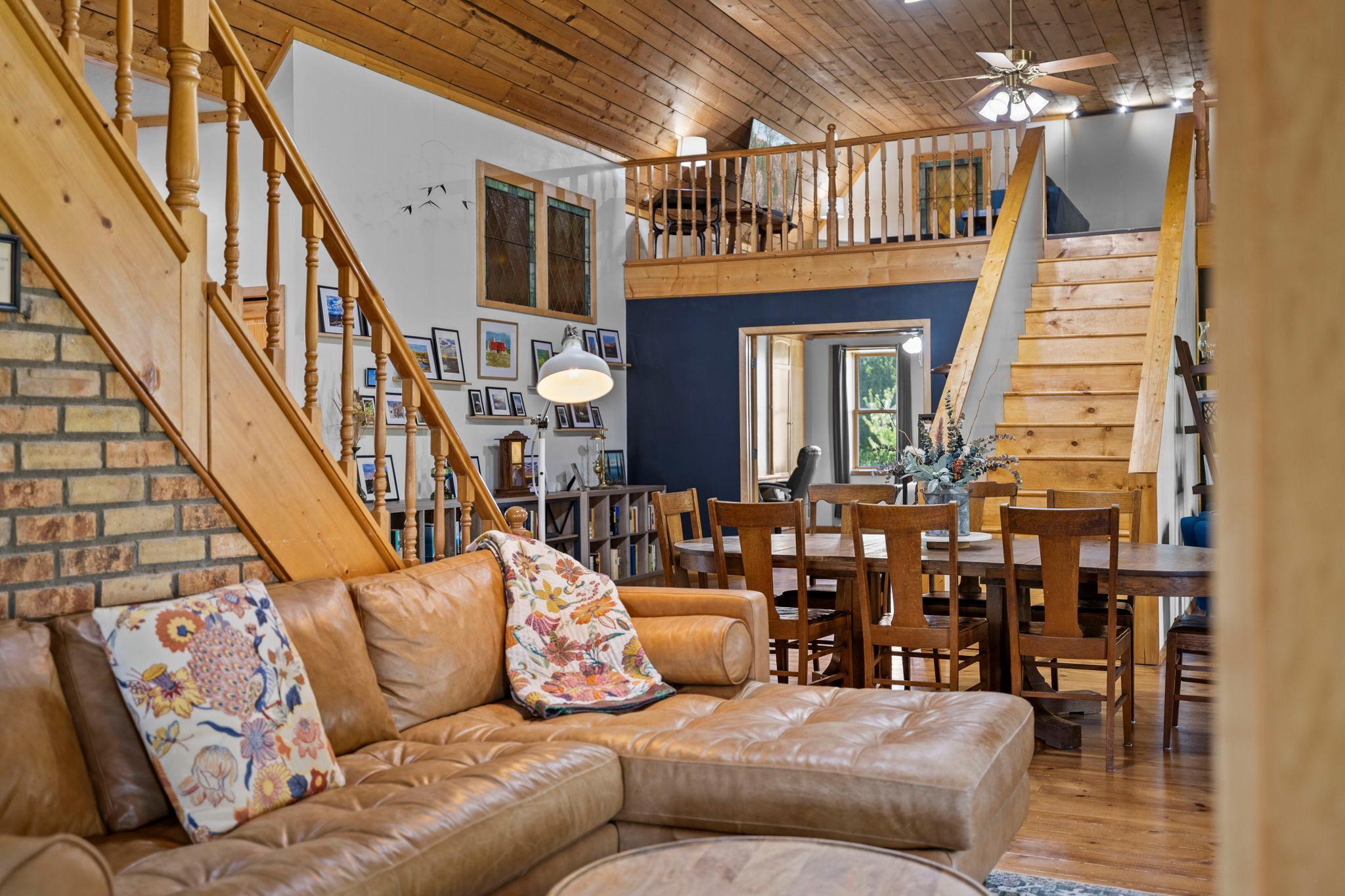 8825 Greeley Loop