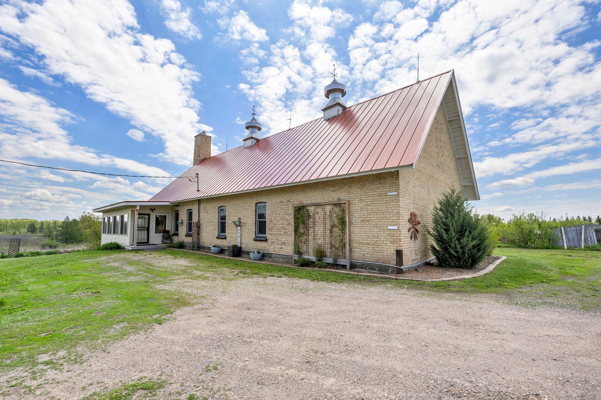 8825 Greeley Loop