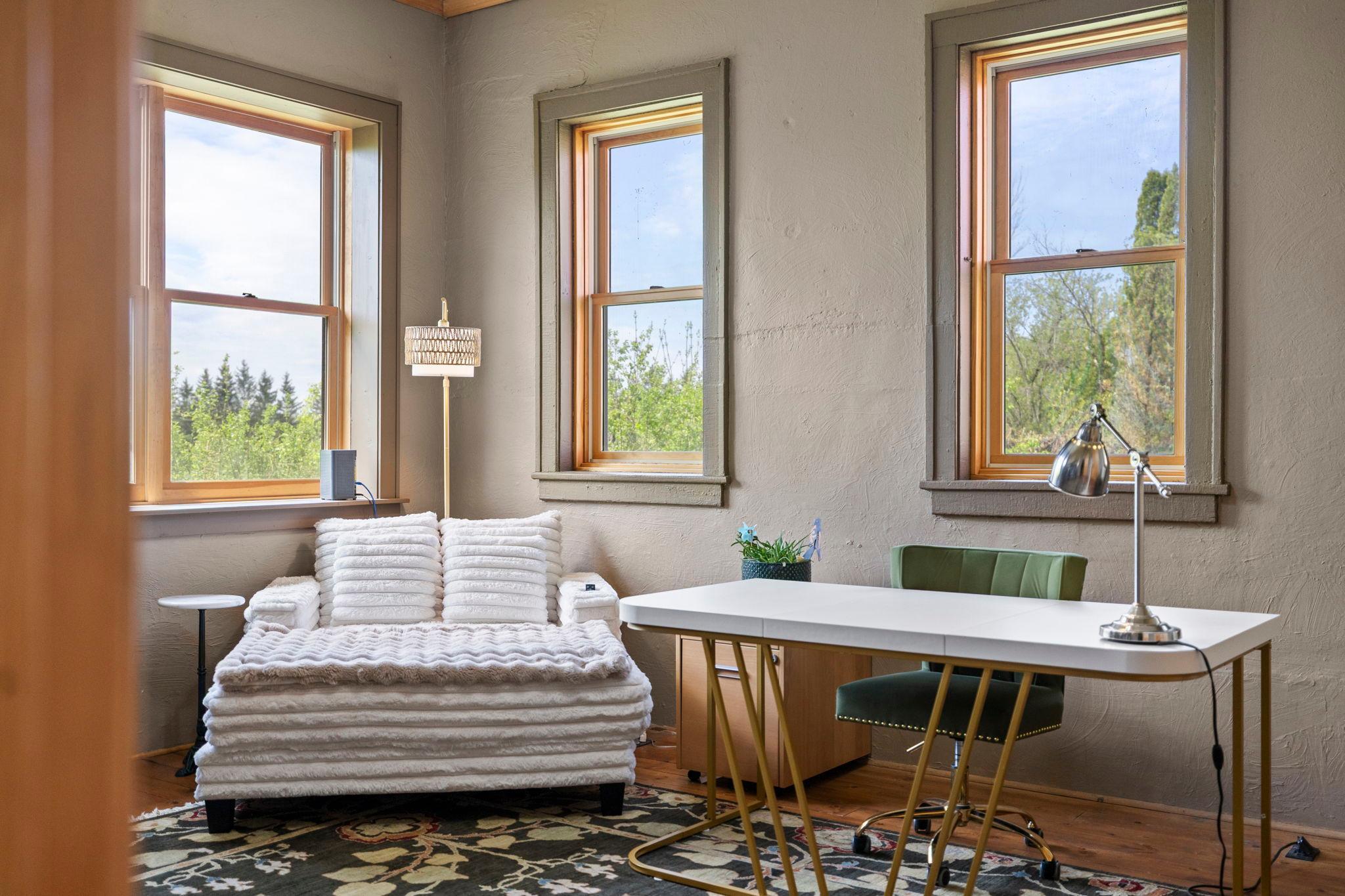 8825 Greeley Loop