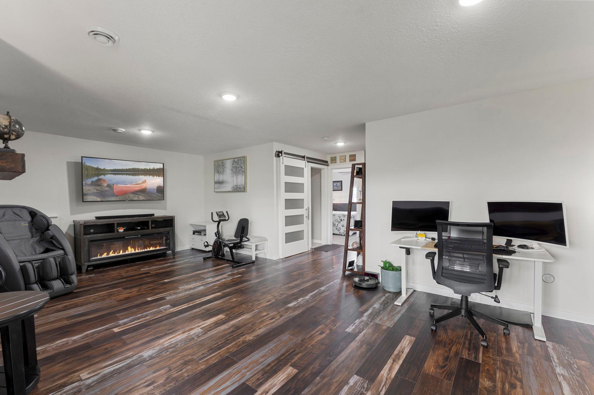 48089 Autumn Court