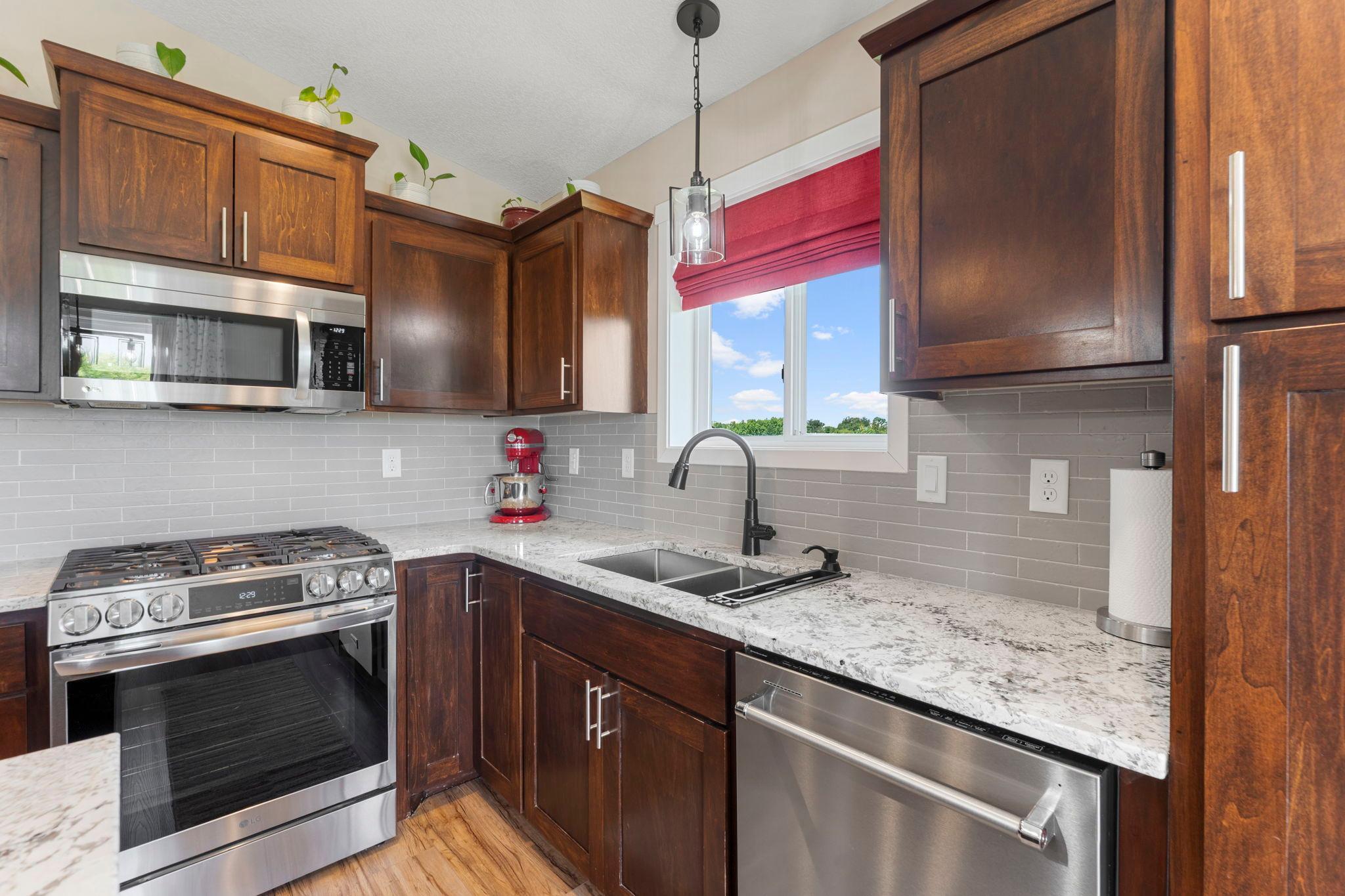 48089 Autumn Court