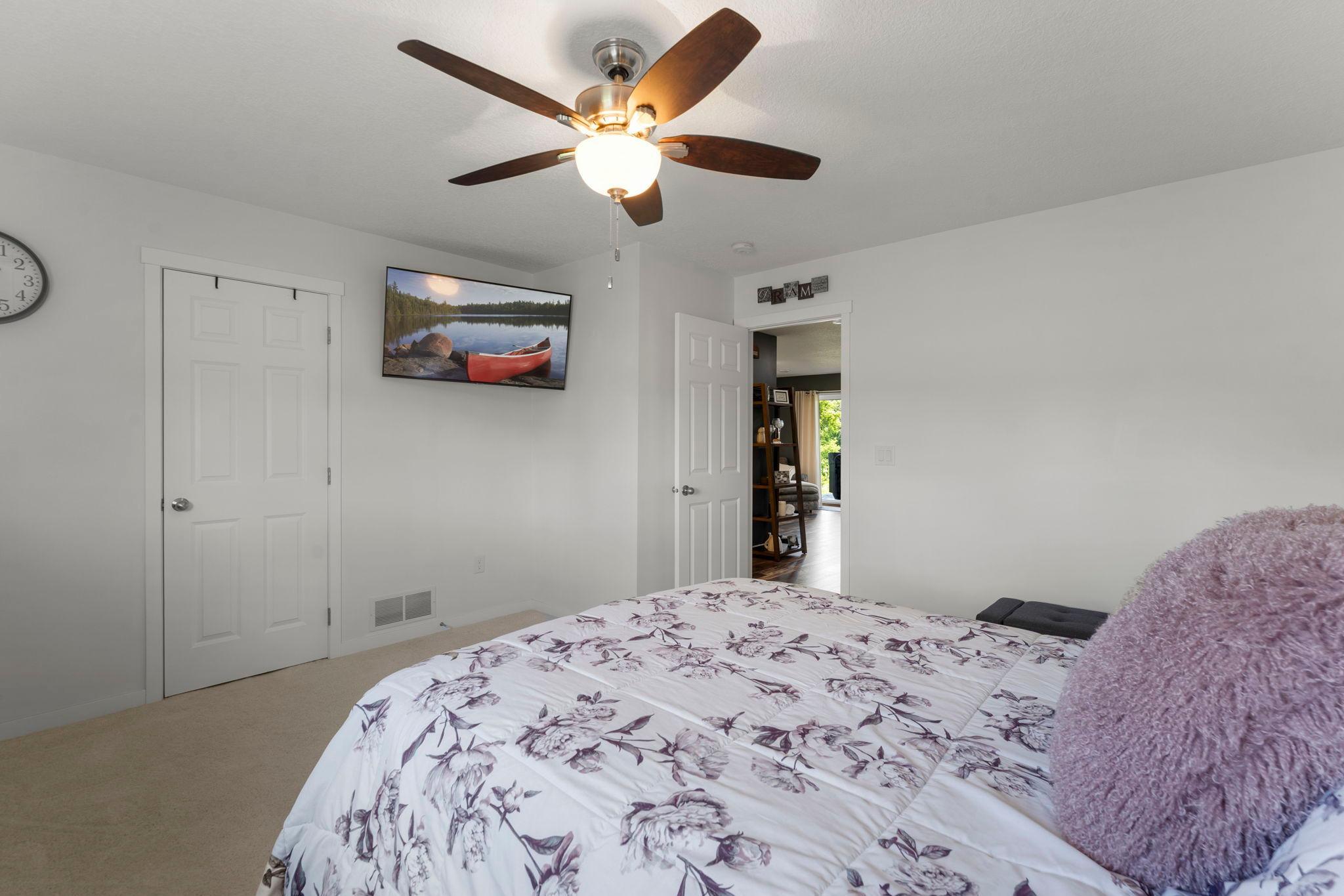 48089 Autumn Court