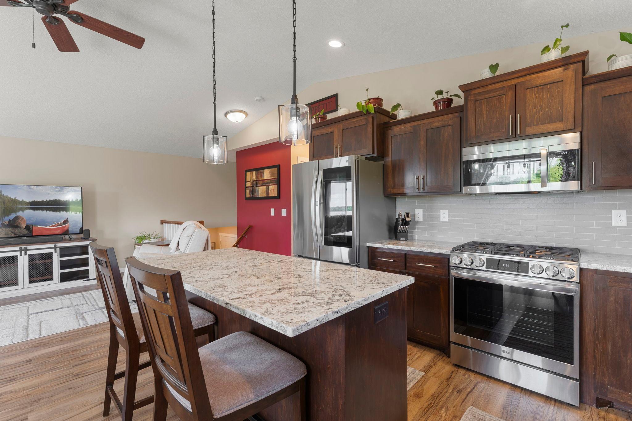 48089 Autumn Court