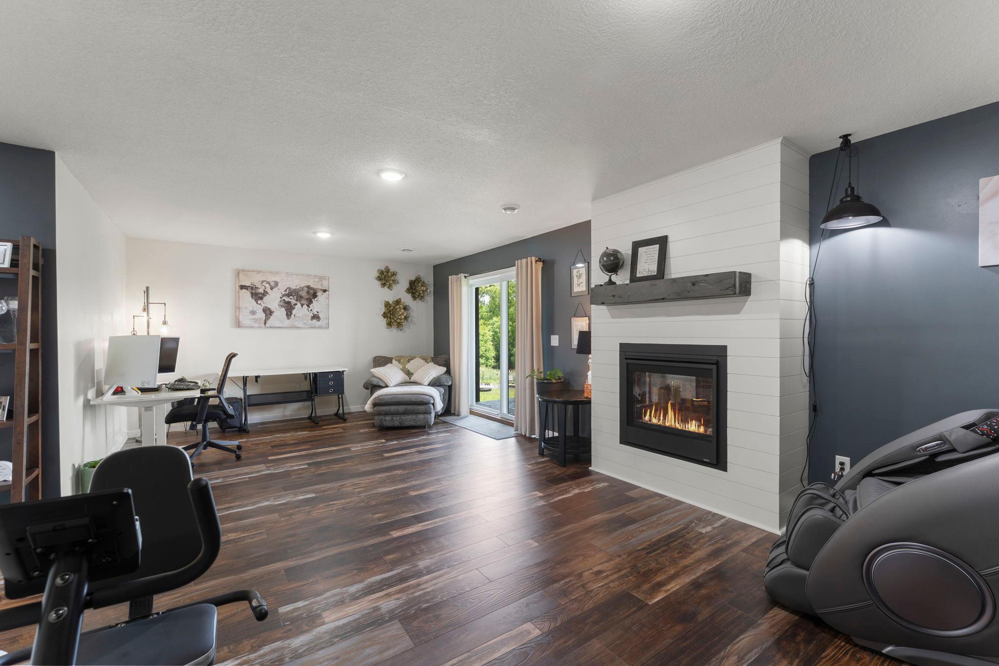 48089 Autumn Court