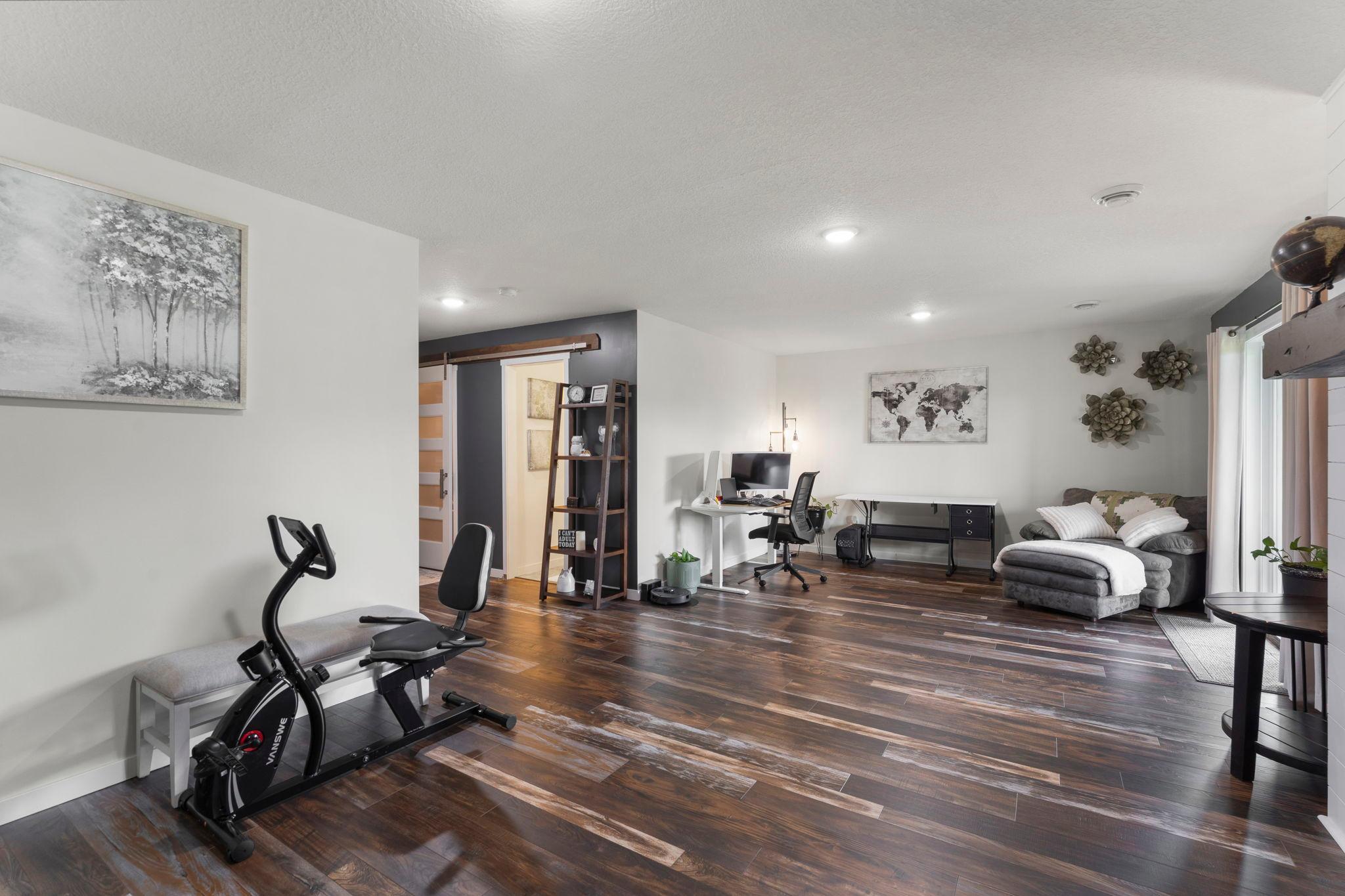 48089 Autumn Court